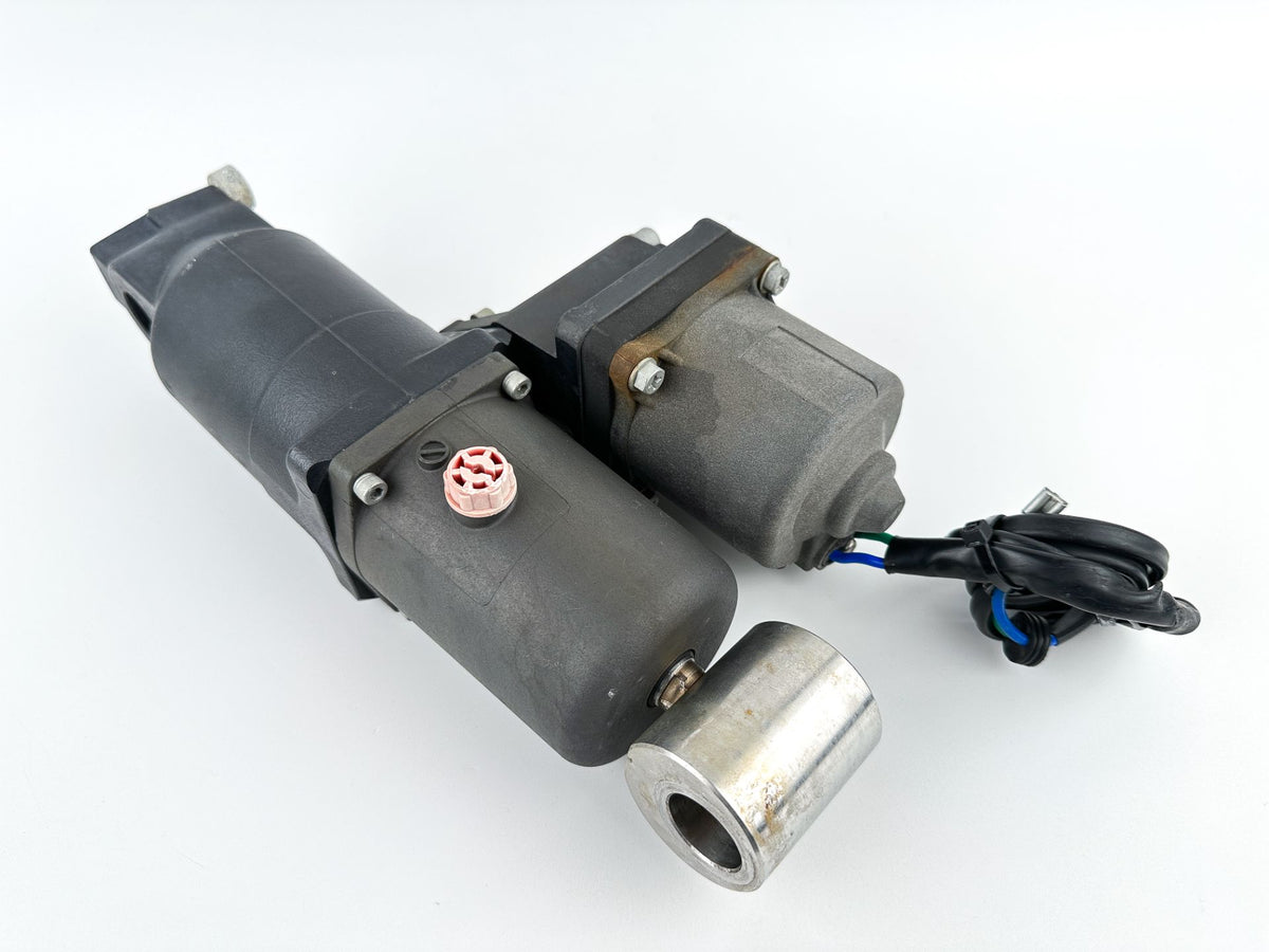 Johnson Suzuki DF 70 90 115 HP Outboard Power Tilt Trim Unit Assembly