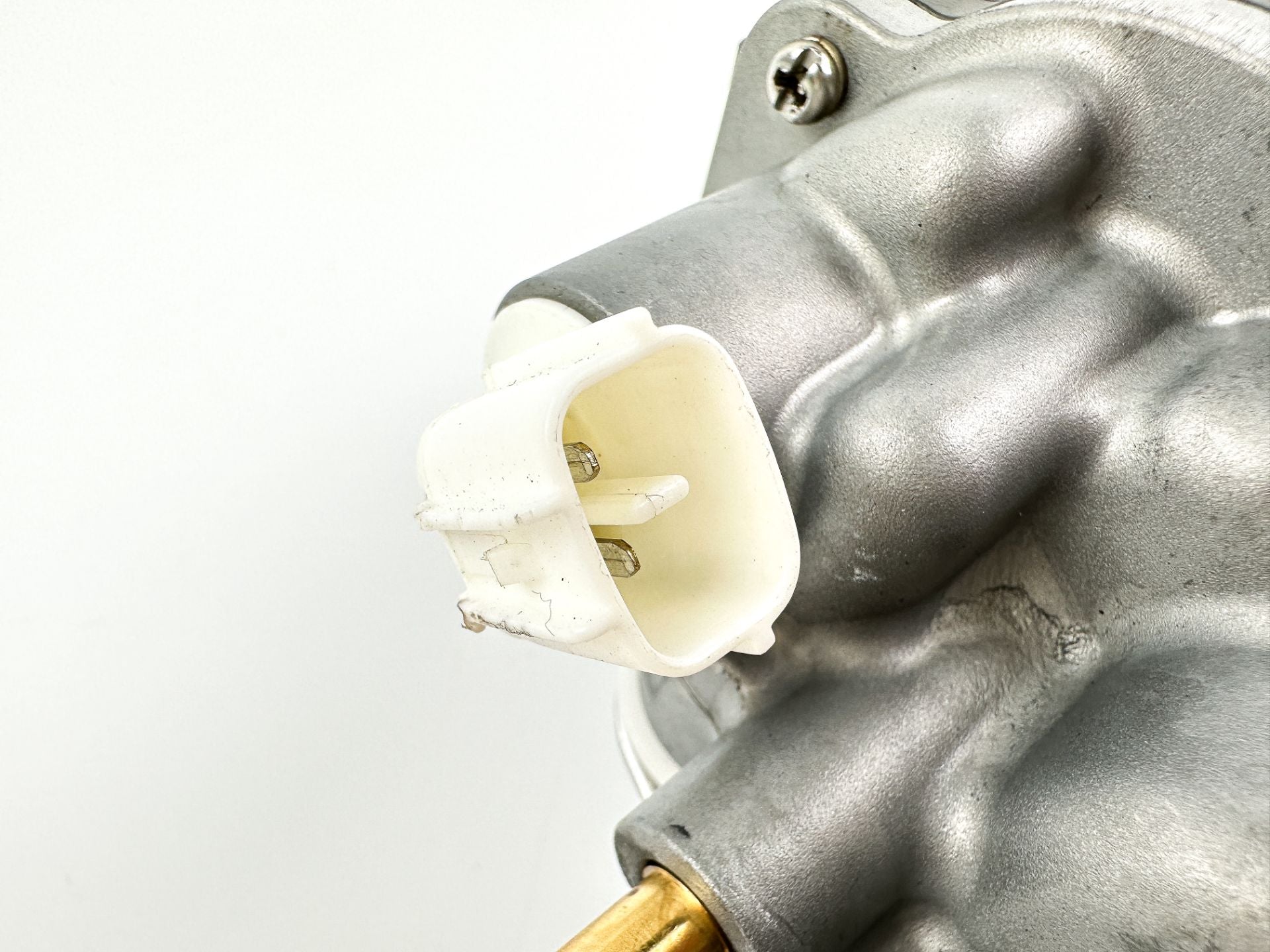 2011-2014 Yamaha F115 115HP Outboard VST Float Chamber Assembly Tested & Cleaned