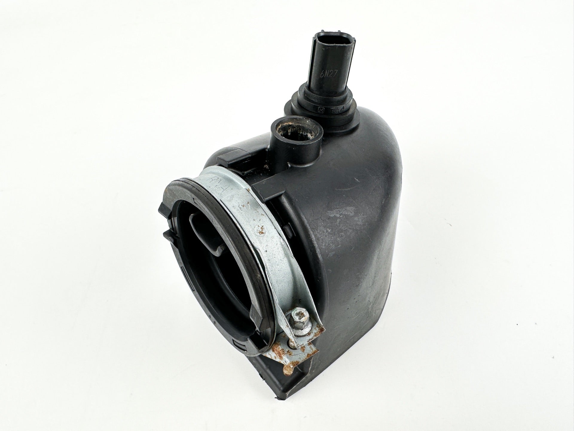 2012 Honda 50 HP 4 Stroke Outboard Intake Air Silencer Assembly 17201-ZZ5-010 OEM