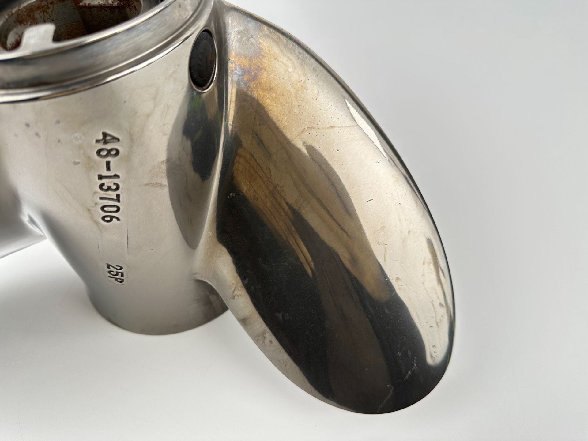 Mercury Marine Mirage Plus Stainless Prop 14 1/2 x 25P RH Standard 48-13706