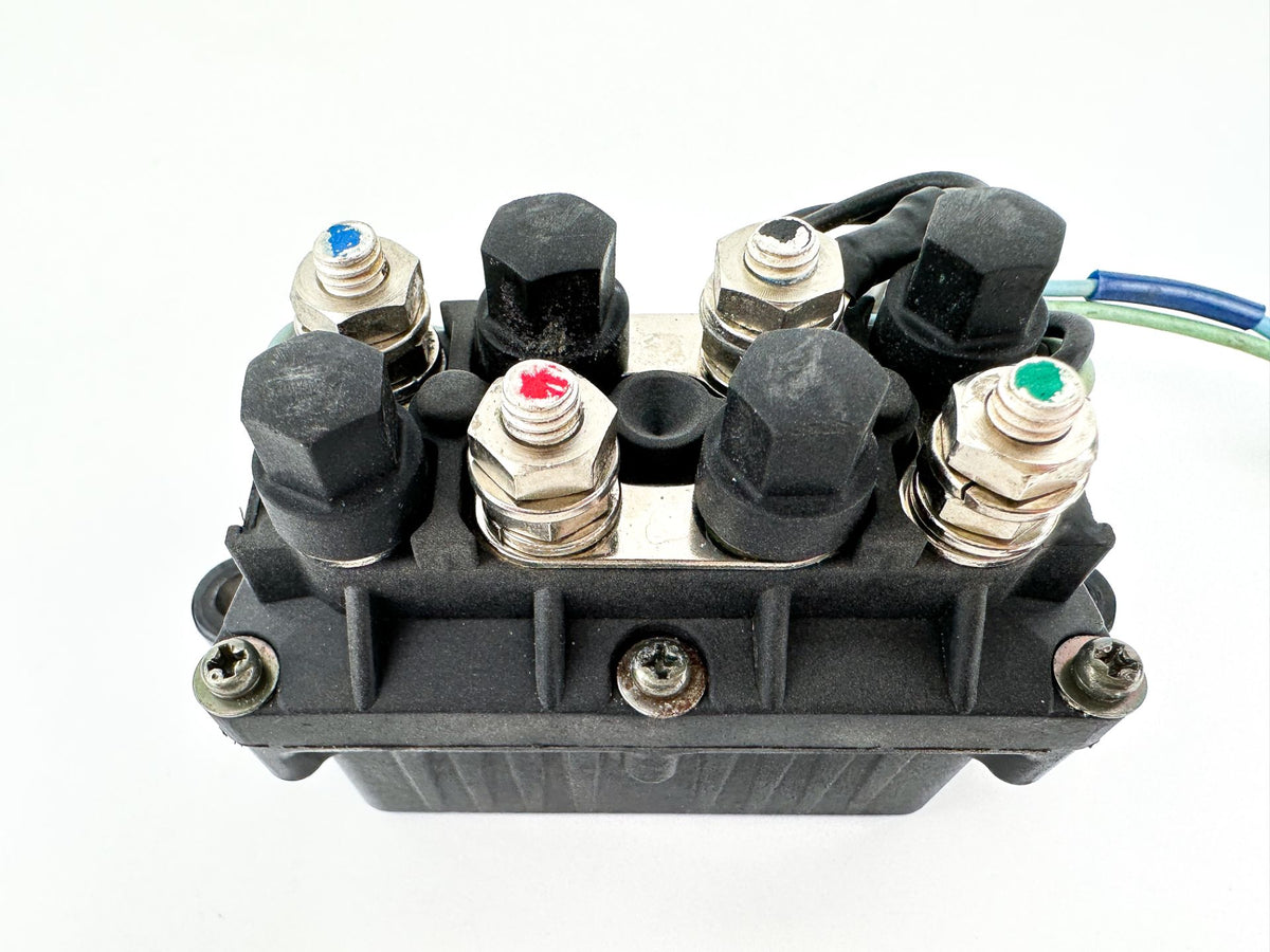 2002 Yamaha 50 HP 2 Stroke Outboard Trim Tilt Relay 6H1-81950-00-00 OEM