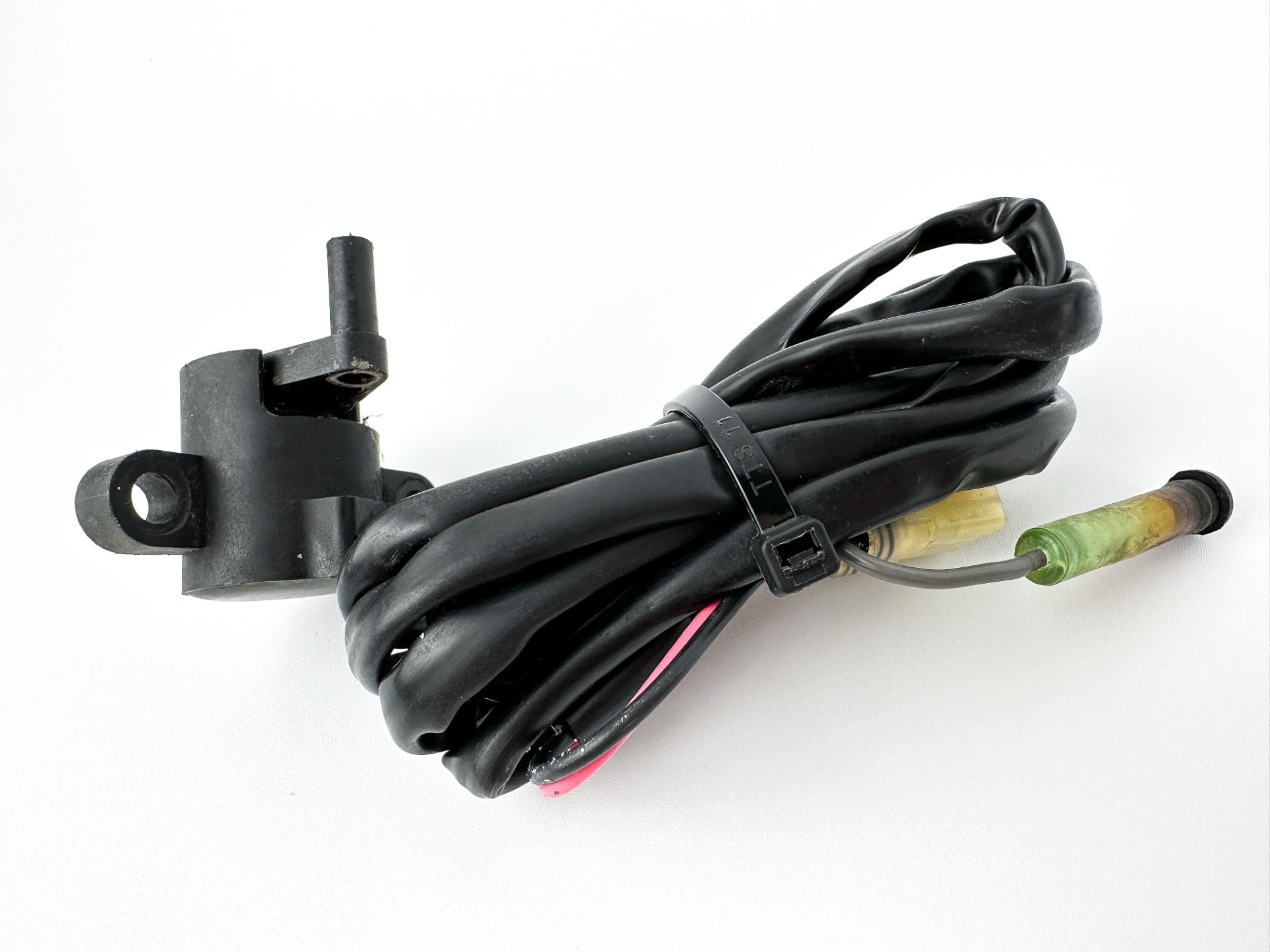 Yamaha Outboard Trim Sender Sending Unit Sensor 64E-83672-02-00