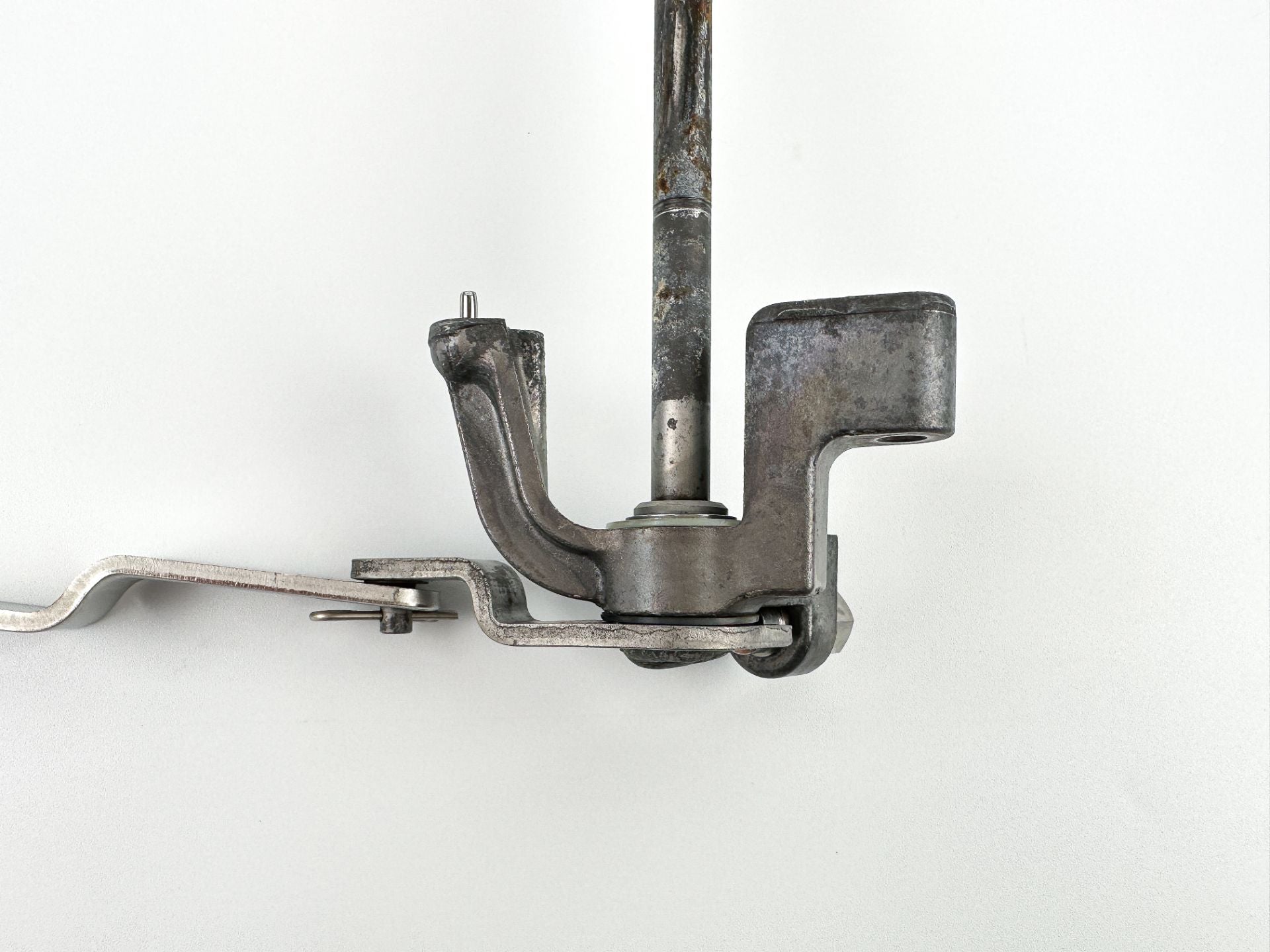 2016 Yamaha 150 HP 4 Stroke Outboard Shift Shaft 6DA-44120-11-00 OEM