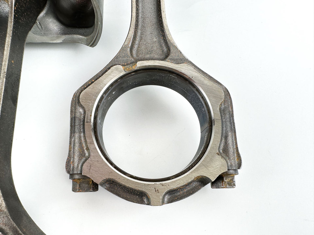 2012 Yamaha 250 HP 4 Stroke Outboard Piston & Connecting Rod Set 6CB-W1165-00-00 OEM