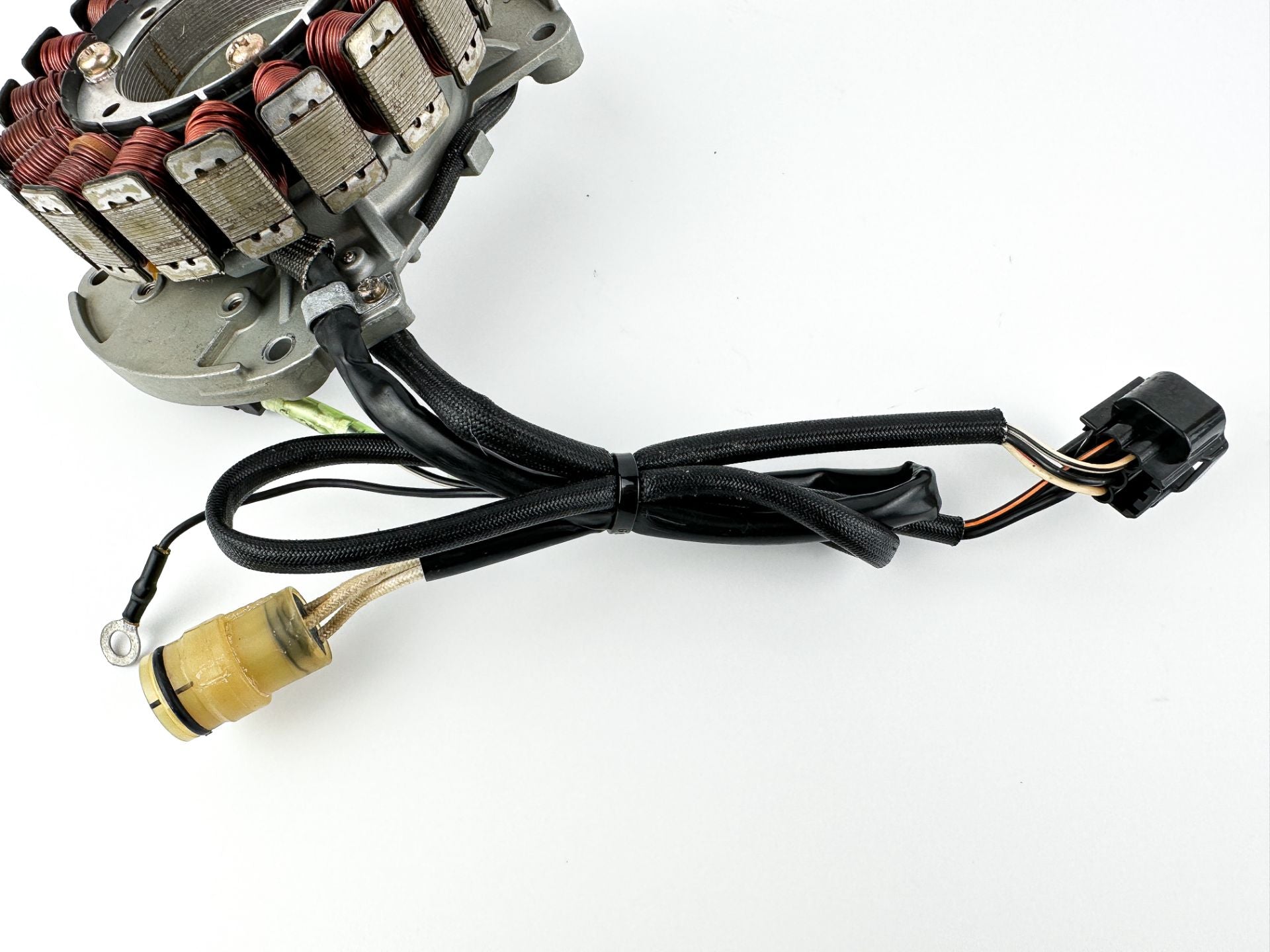 02-04 Yamaha 75 80 90 100 HP 4 Stroke Outboard Pulser Base Stator Assembly 67F-85560-01-00