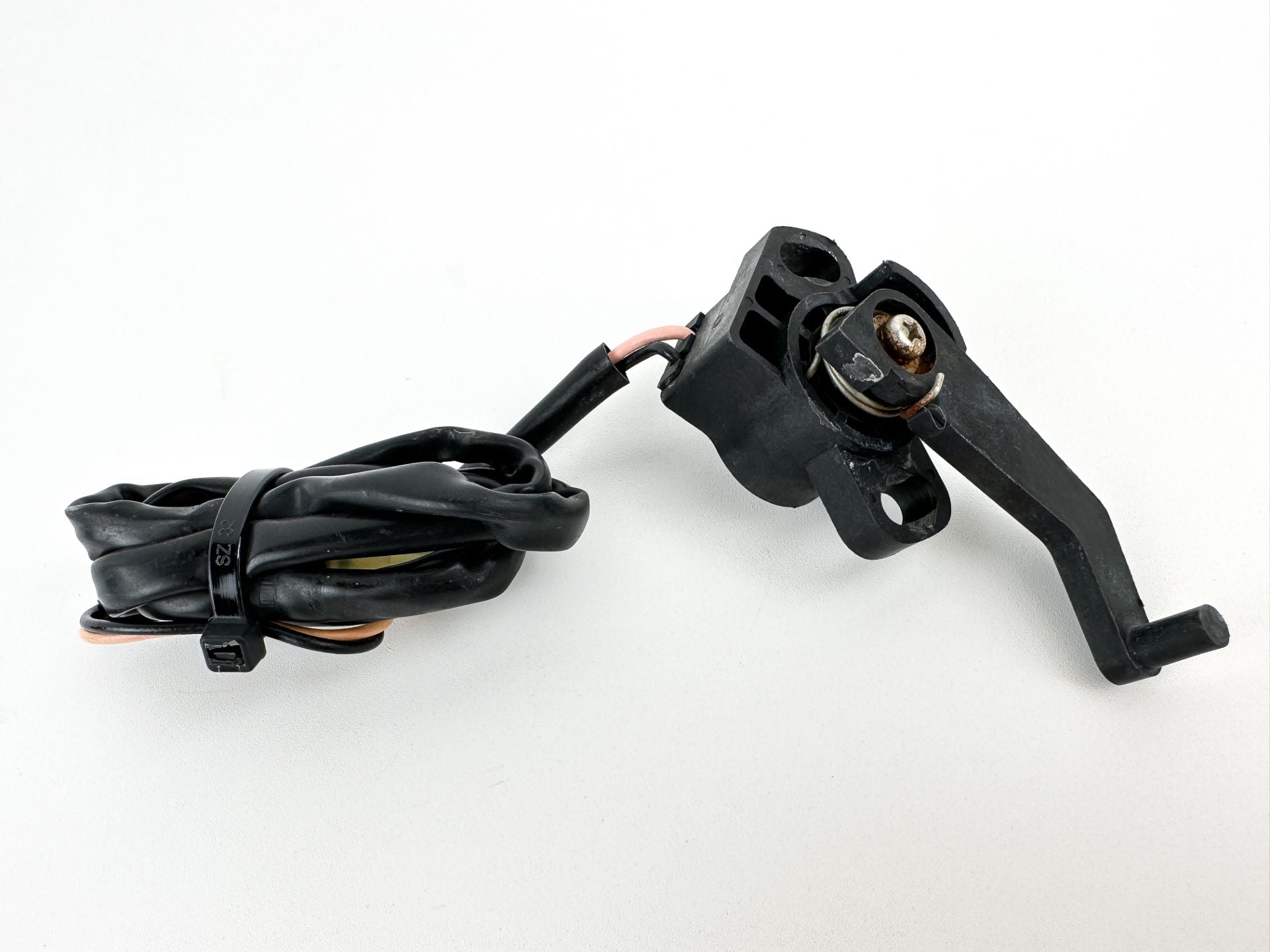 2007 Yamaha 250 HP 4 Stroke Outboard Trim Sender Unit Sensor 69J-83672-10-00 OEM