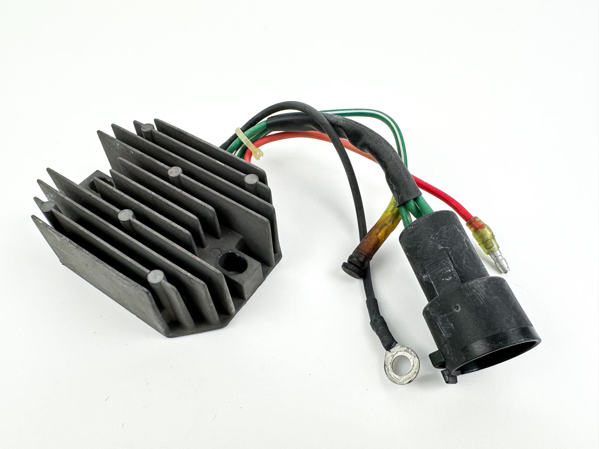 Yamaha 75 90 HP 4 Stroke Outboard Rectifier Regulator 67F-81960-11-00 03-04