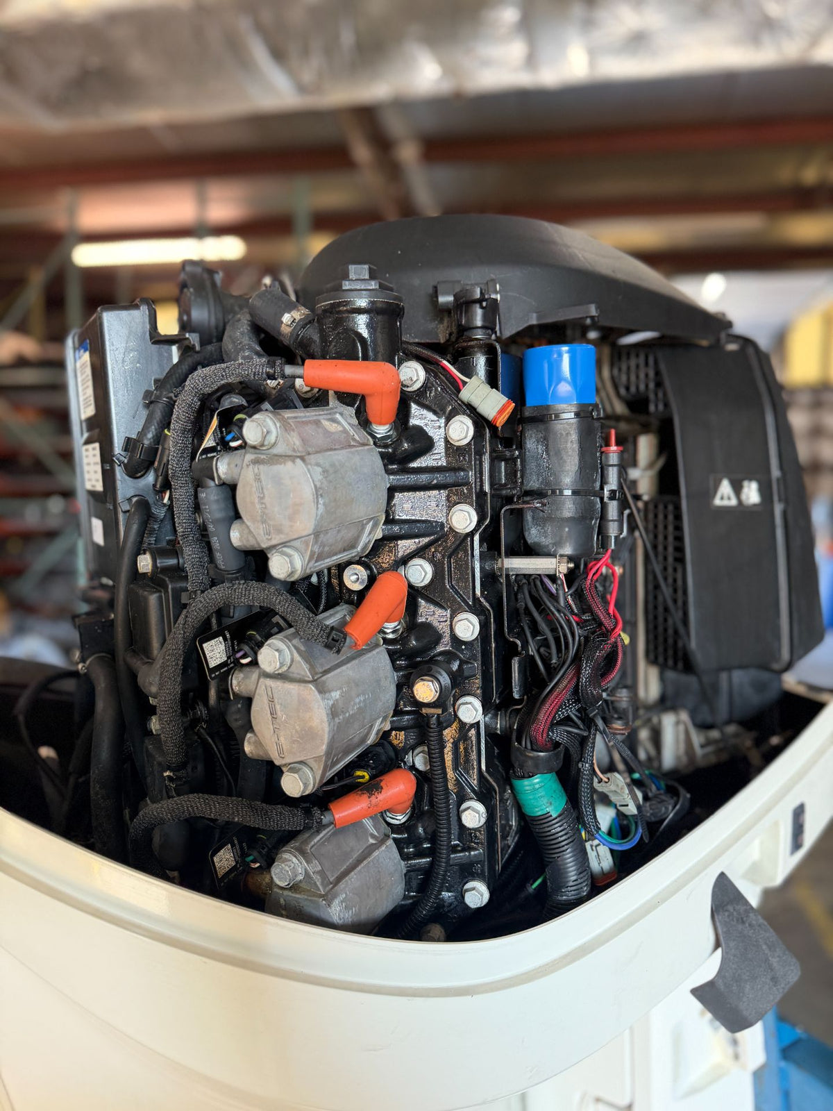 2012 Evinrude Etec 225HP 2 Stroke Outboard Engine 25" Shaft 438 Hours