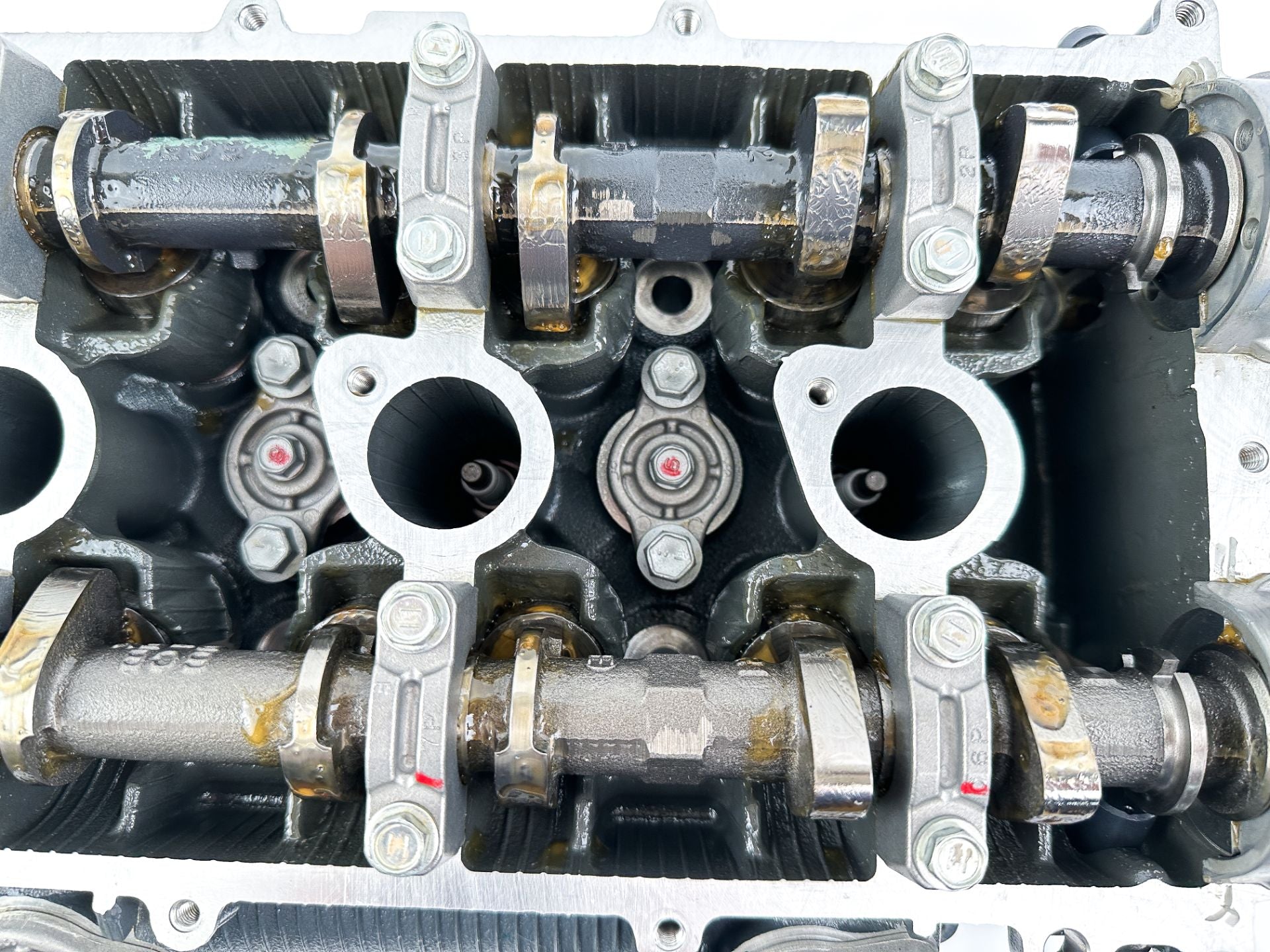 2019 Yamaha F250 250 HP 4 Stroke Outboard Port Cylinder Head 6CE-W009C-03-9S OEM