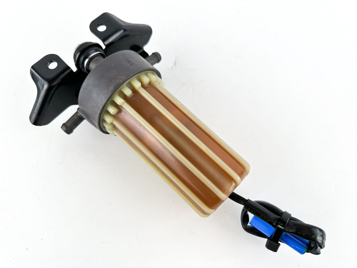 2012 Yamaha 250 HP 4 Stroke Outboard Fuel Filter Assembly 6P3-24560-22-00 OEM