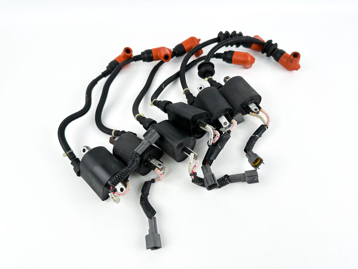 2004 Yamaha 150 HP 2 Stroke Outboard Ignition Coil Set 68F-82310-01-00 OEM