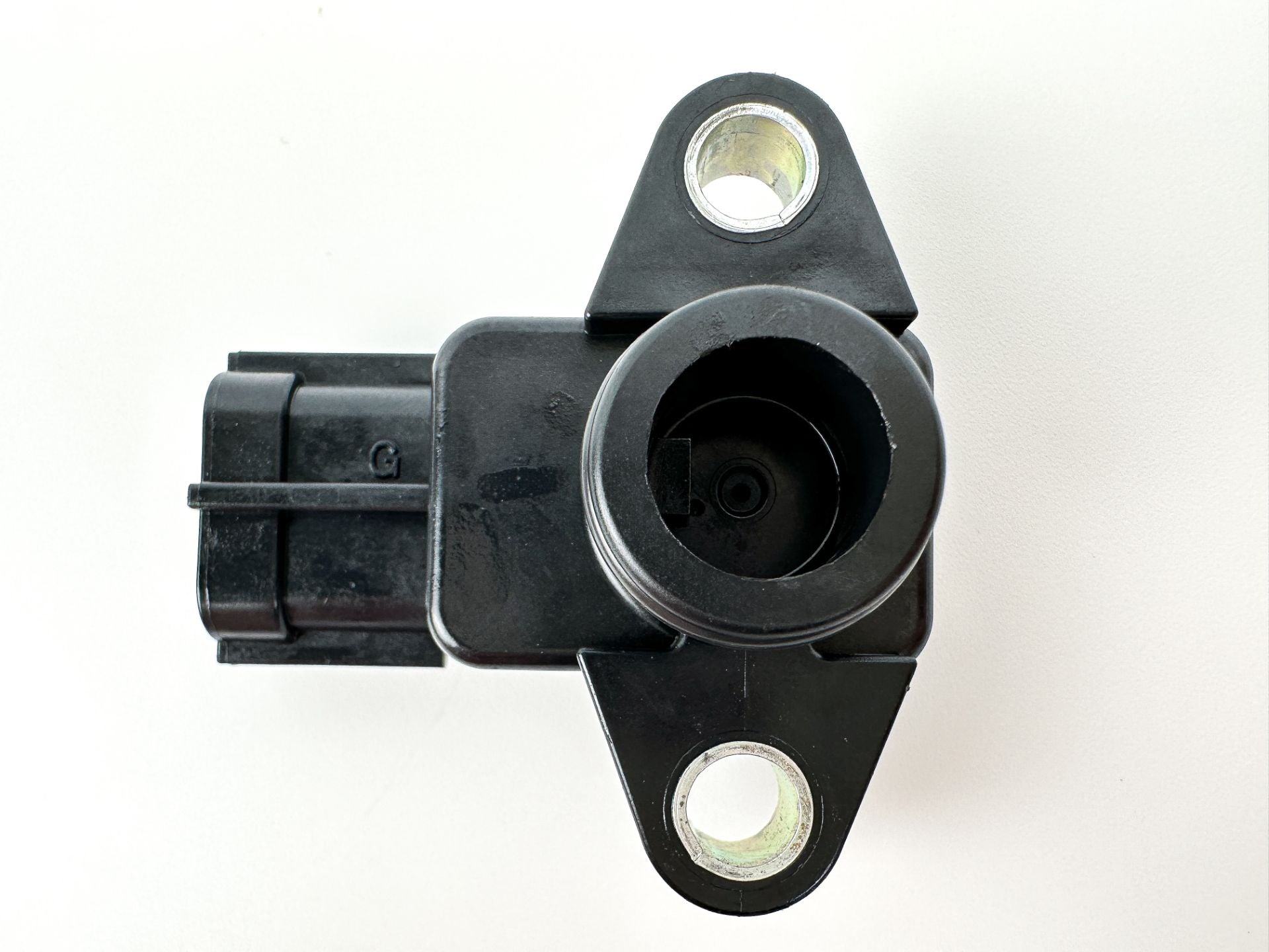 2023 Suzuki 175 HP 4 Stroke Outboard MAP Pressure Sensor 18590-68H00 OEM