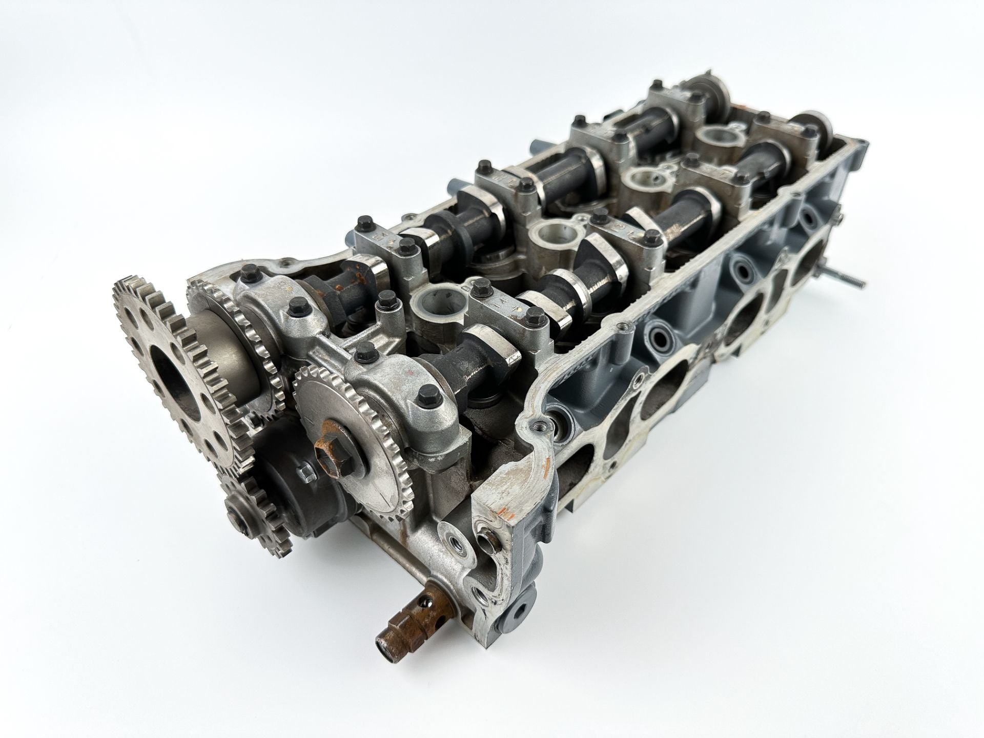 2005 Suzuki 115 HP 4 Stroke Outboard Cylinder Head 11100-90J11 OEM