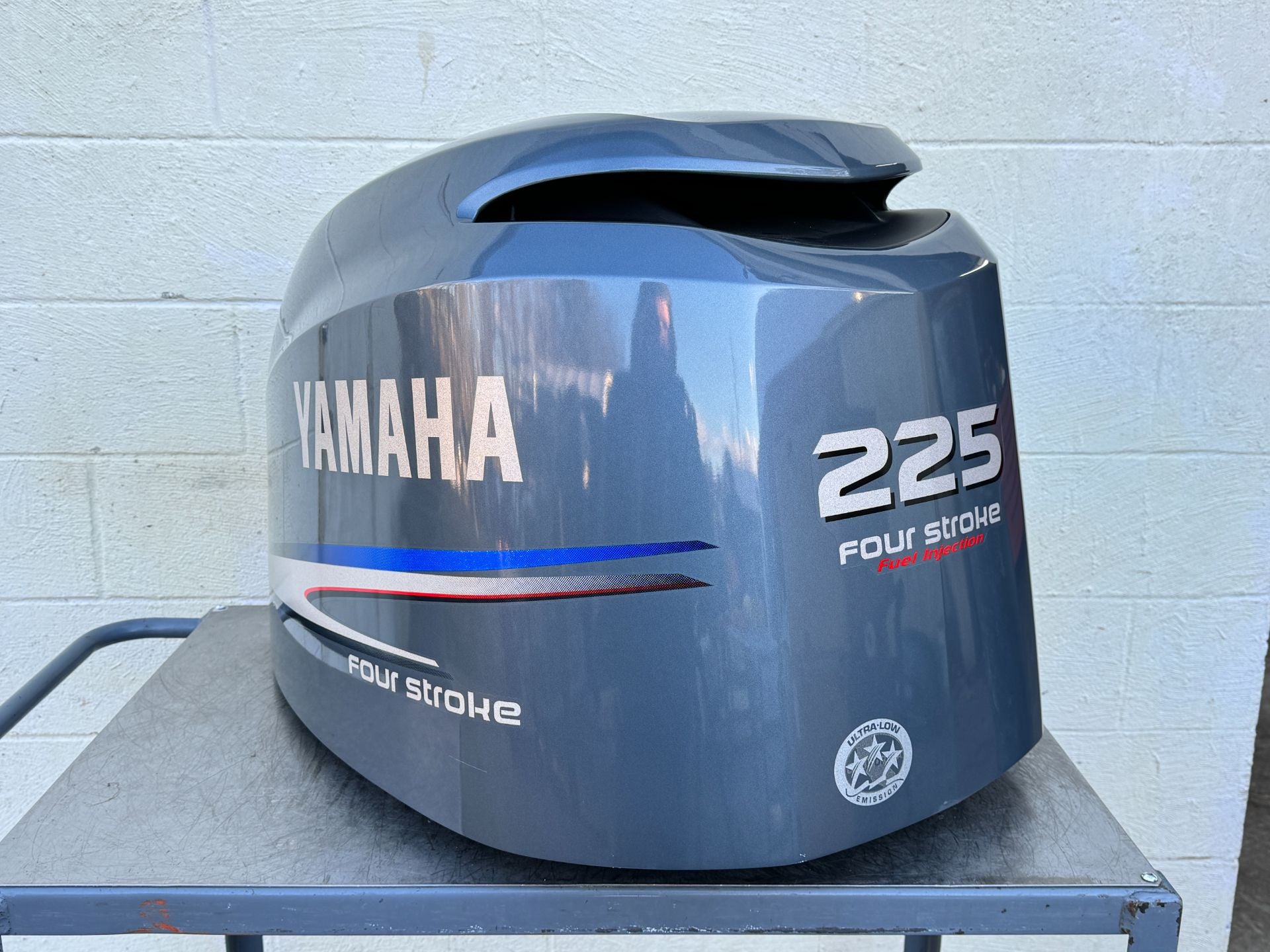 2002-2009 Yamaha 225HP 4 Stroke Outboard Top Cover Cowling Hood