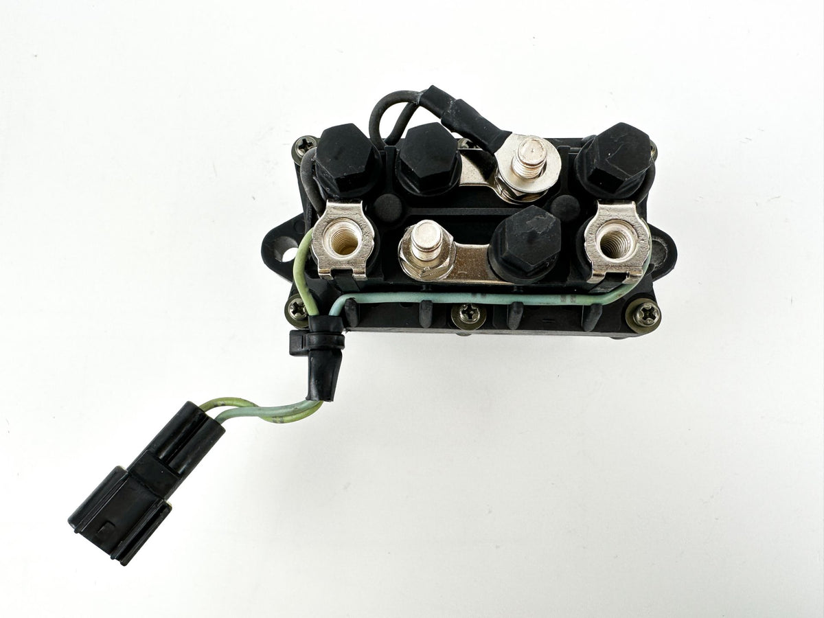 2004 Yamaha 150 HP 2 Stroke Outboard Trim Tilt Relay 68F-81950-01-00 OEM