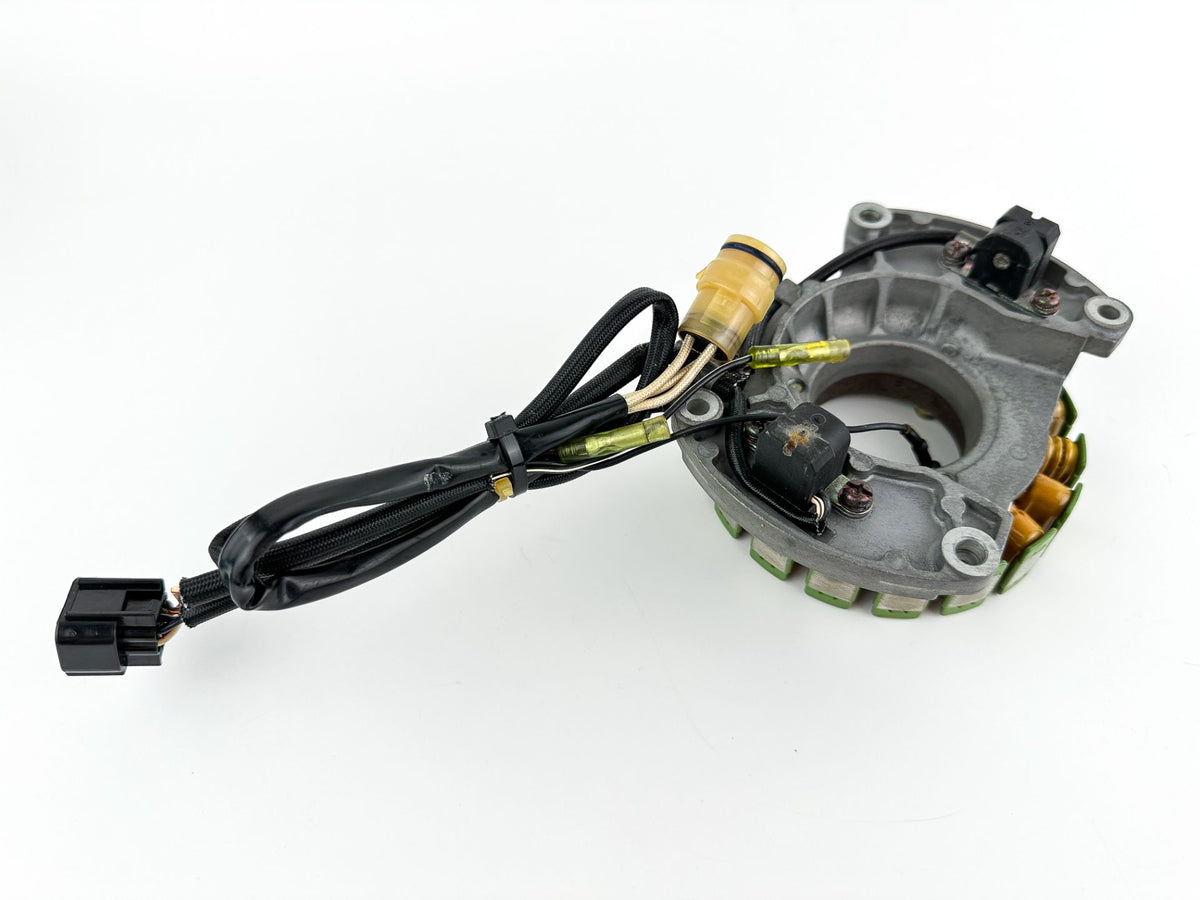 99-04 Yamaha 75 80 90 100 HP 4 Stroke Outboard Pulser Base Stator Assembly 67F-85560-01-00