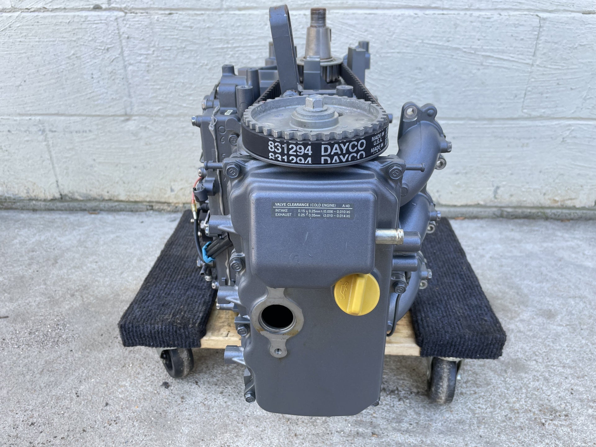 2001 Yamaha 30HP 4 Stroke Outboard Powerhead Assembly Crankcase - Good Compression