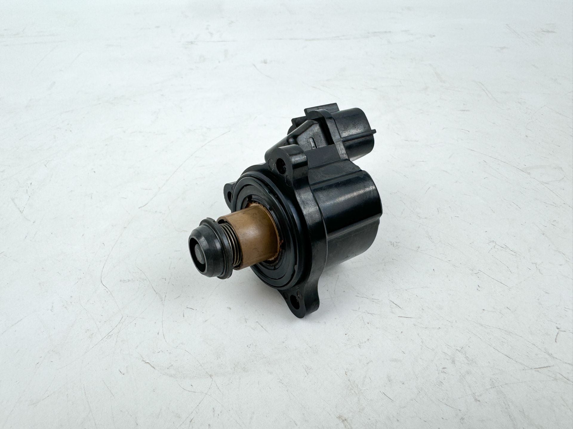 2019 Suzuki 150 HP 4 Stroke Outboard IAC Idle Air Control Valve 18137-93J00 OEM