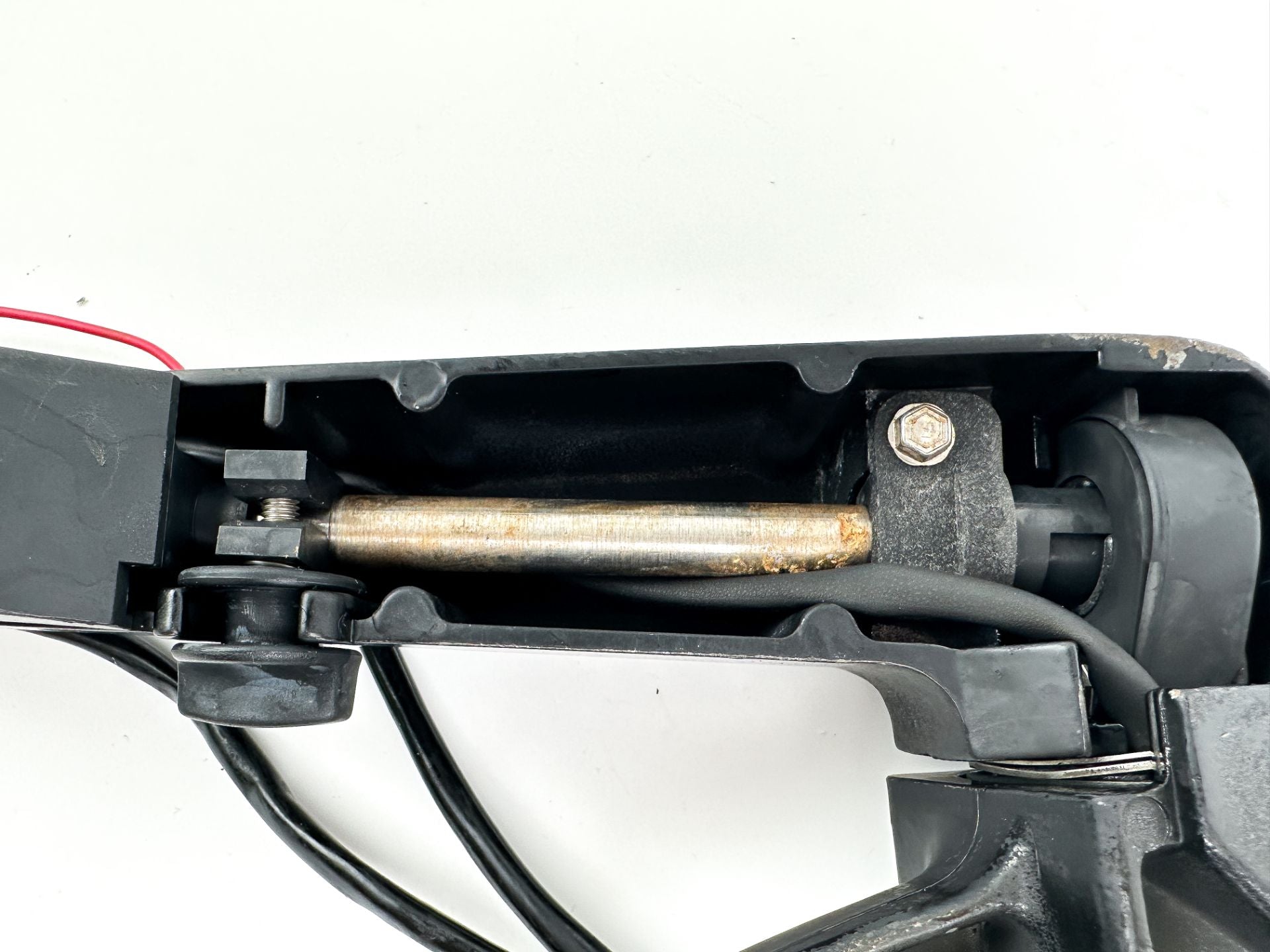 2000 Mercury 25 HP 2 Stroke Outboard Tiller Steering Handle 821468T4 OEM