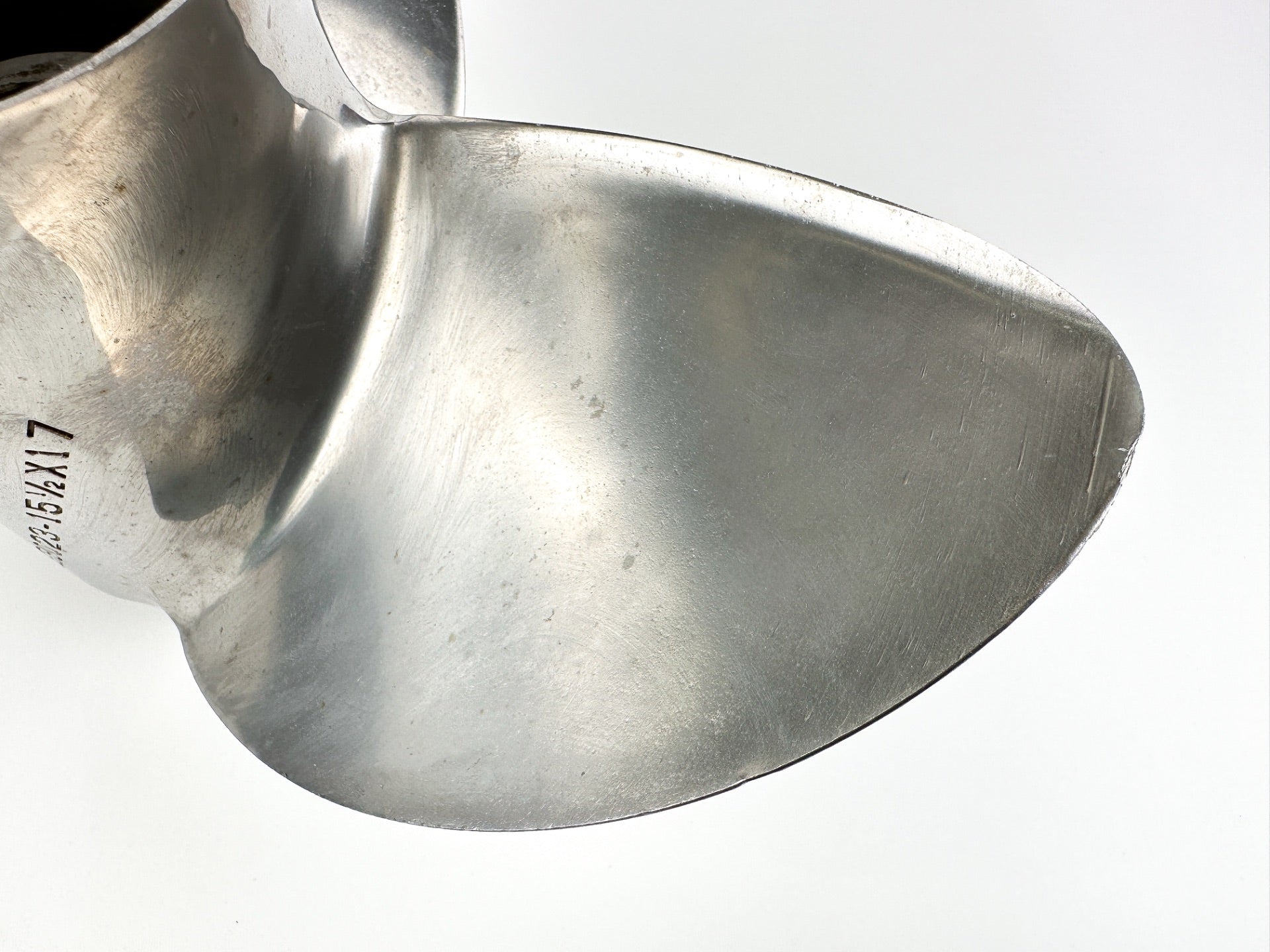 Michigan Wheel Apollo 3 Blade Stainless Steel Prop Propeller 15 1/2" X 17P RH