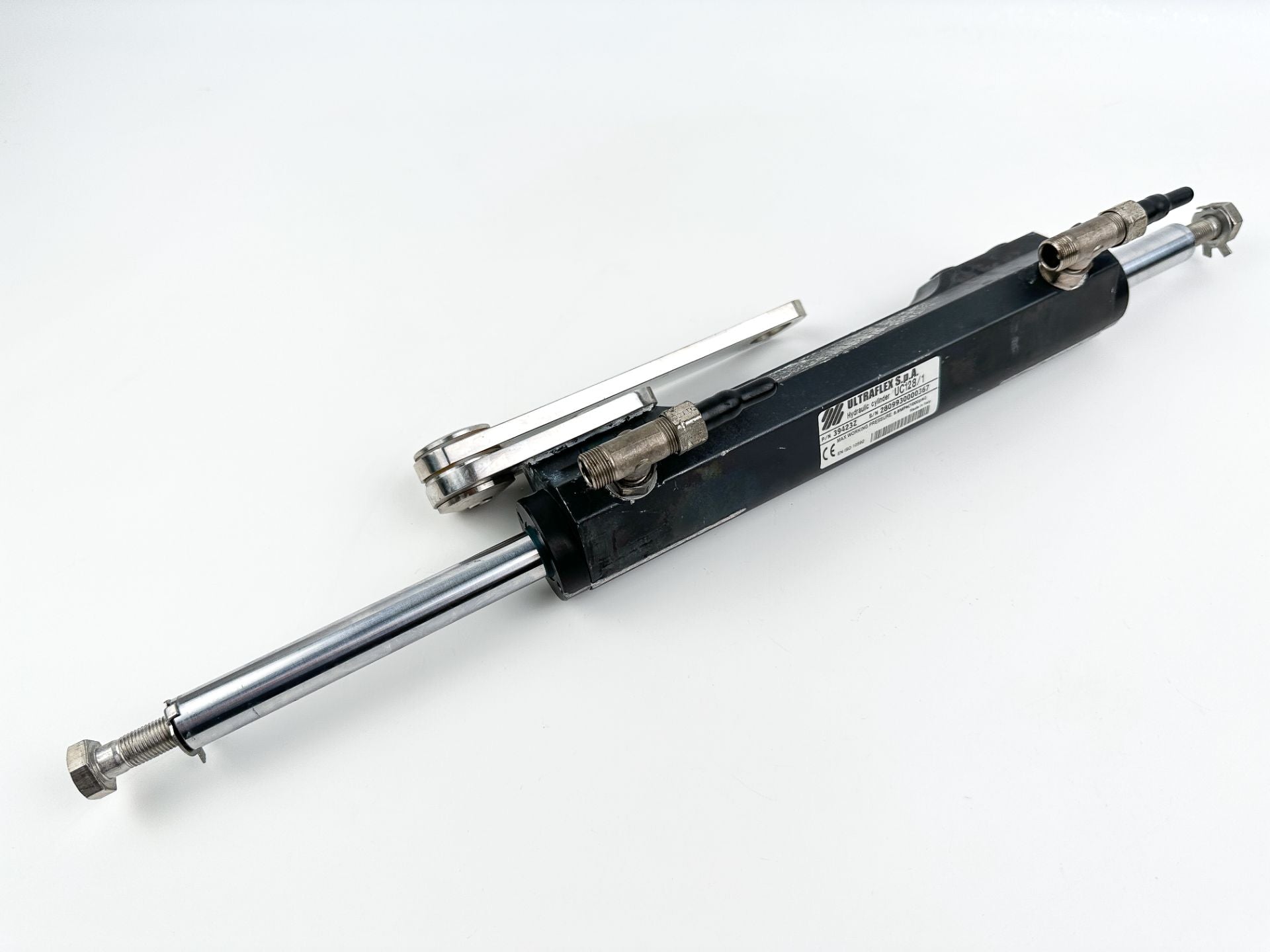 UltraFlex Outboard Hydraulic Cylinder Assembly UC128/1