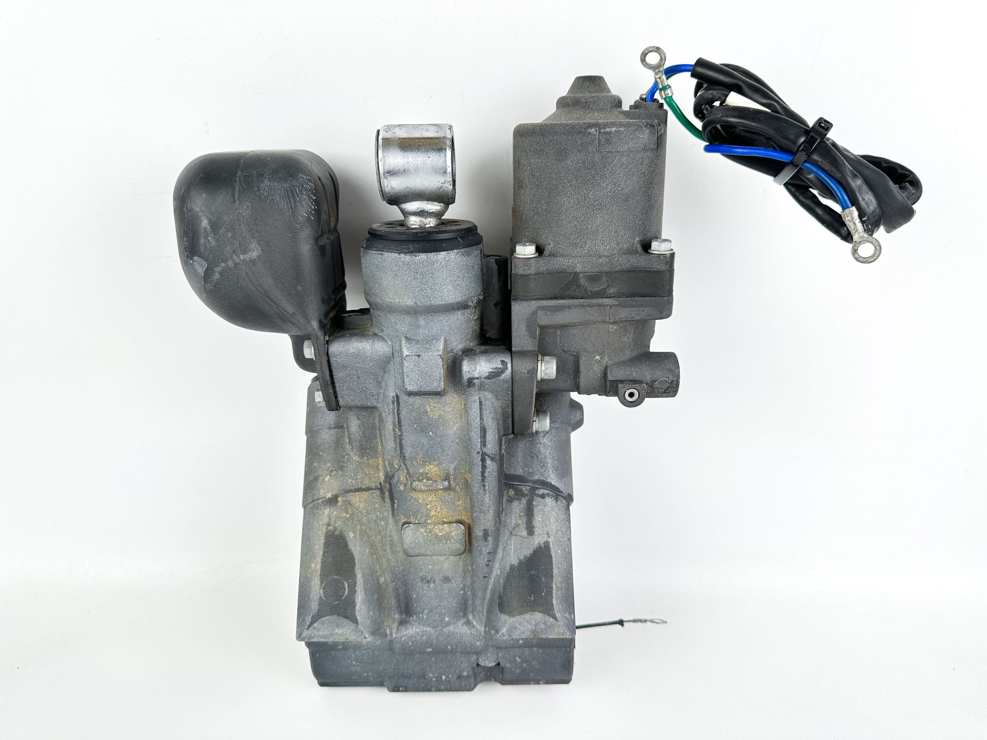 Yamaha F115 115 HP 4 Stroke Outboard Power Trim Tilt Unit 68V-43800-01-4D OEM