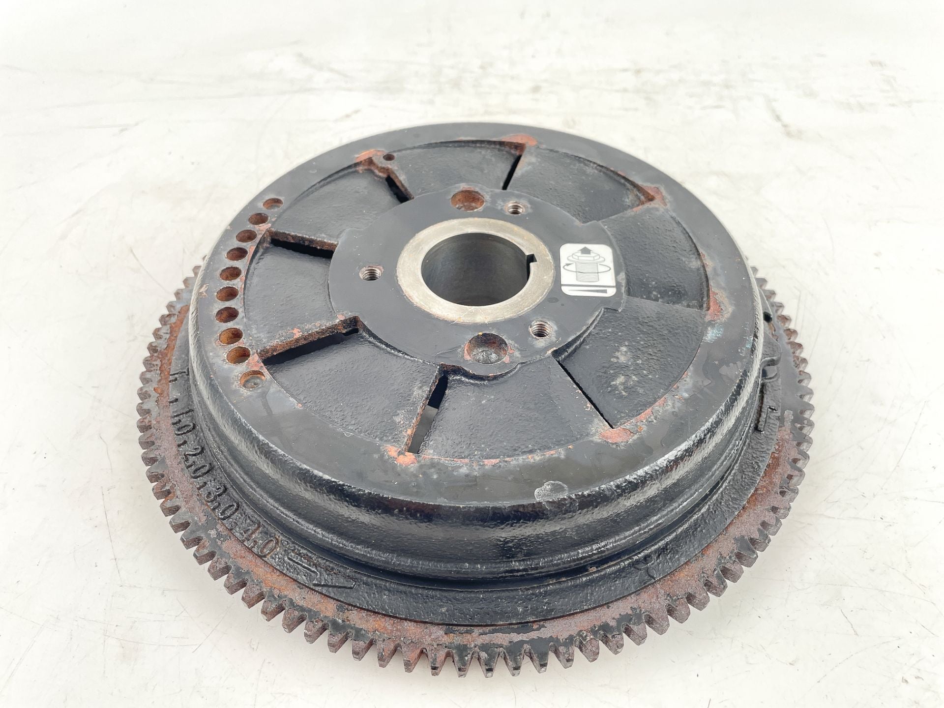 2002 Suzuki 140 HP 4 Stroke Outboard Flywheel 32102-92J00 OEM