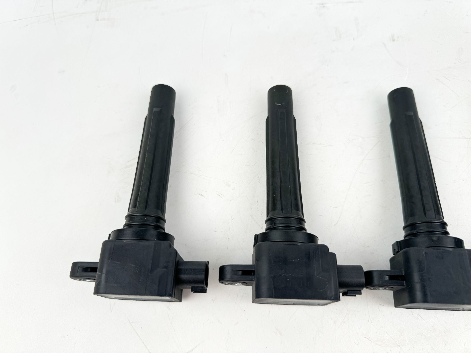 2019 Suzuki 150 HP 4 Stroke Outboard Ignition Coil Set 33410-96L00 OEM