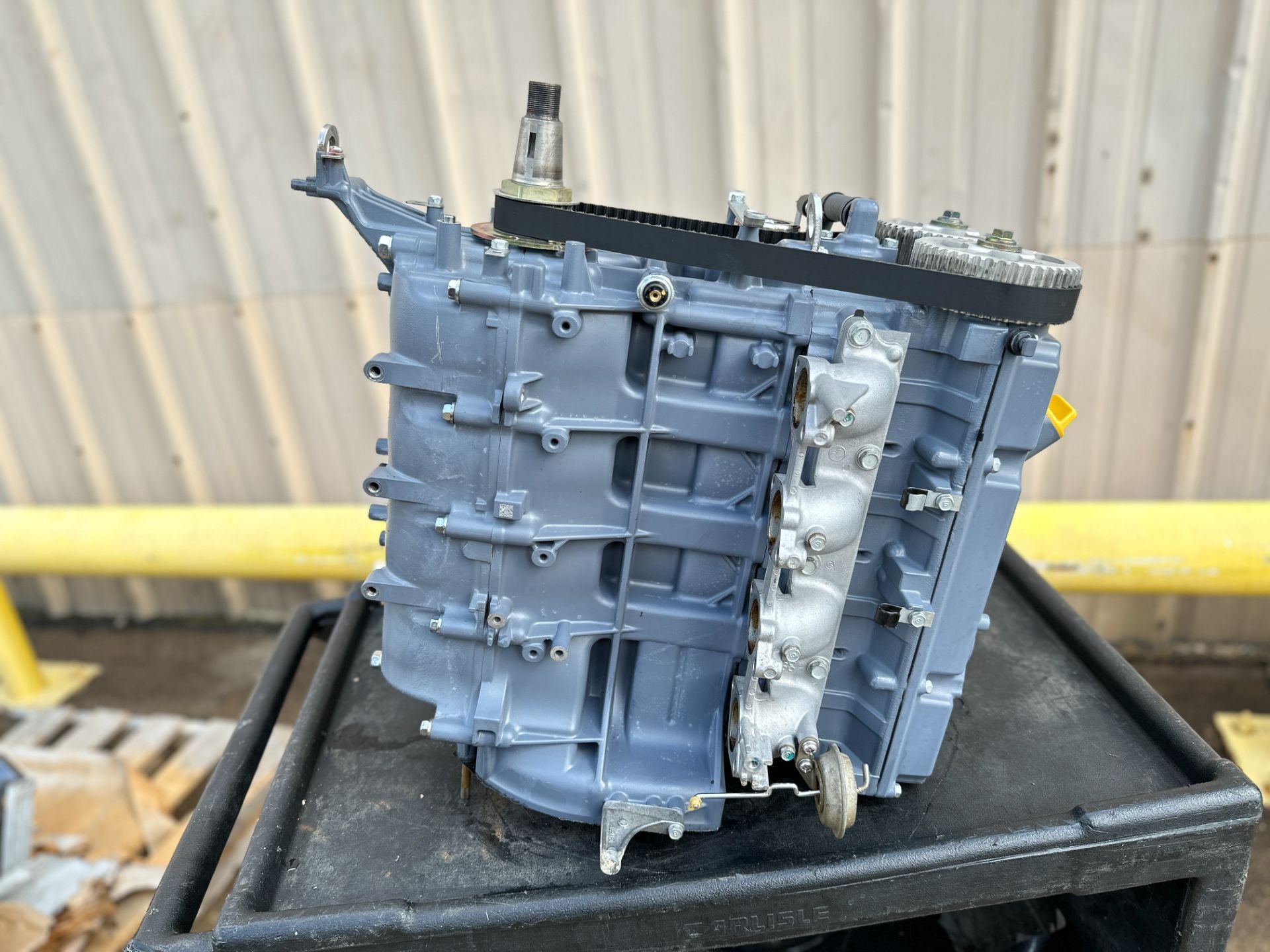 2001 - 2004 Yamaha F 80 90 100 HP 4 Stroke Outboard Powerhead Crankcase Assembly