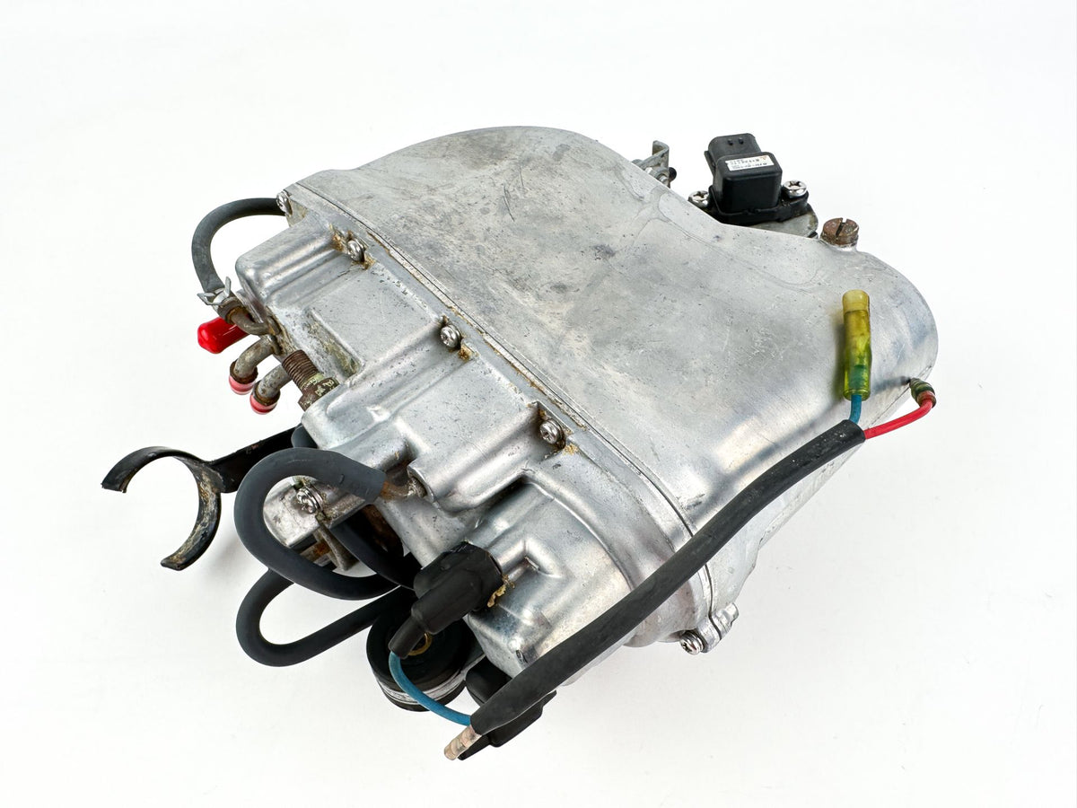 2003 Yamaha 200 HP 2 Stroke Outboard VST Float Chamber Assembly 68F-14182-01-00 OEM