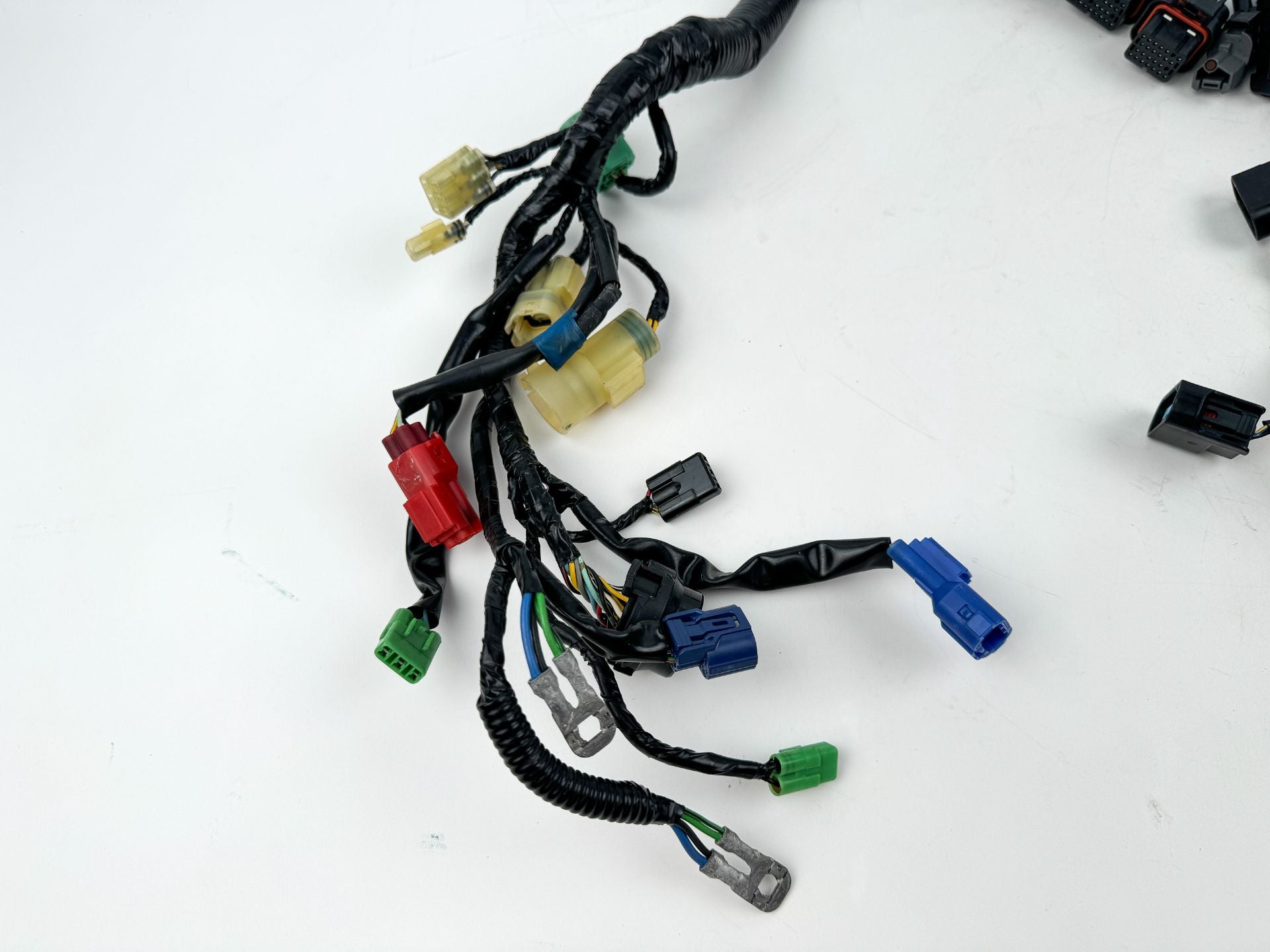 2002 Honda 200 HP 4 Stroke Outboard Engine Wire Harness 32100-ZY2-000 OEM