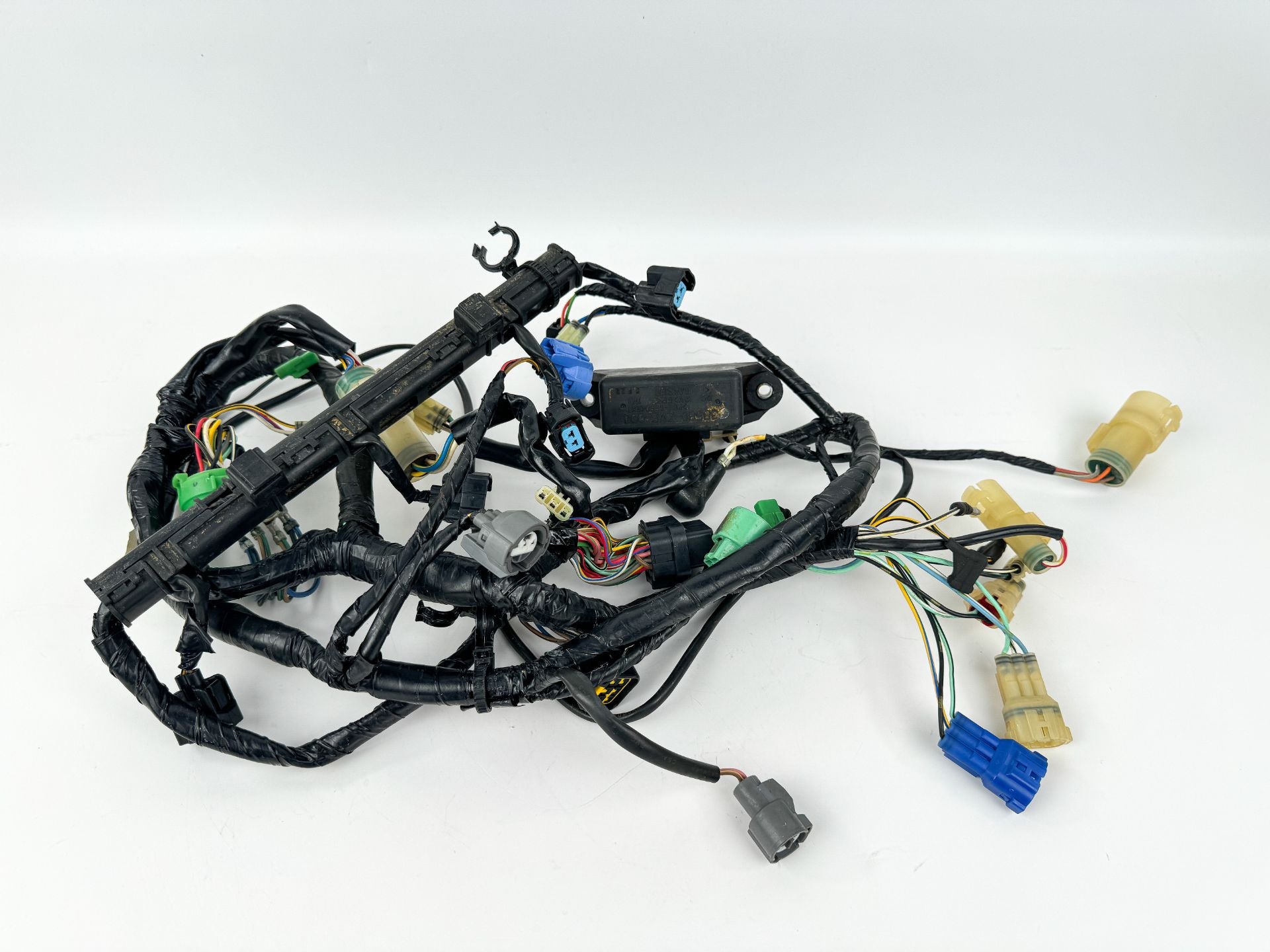 Honda 115 130 HP 4 Stroke Outboard Engine Wire Harness 32520-ZW5-000 OEM