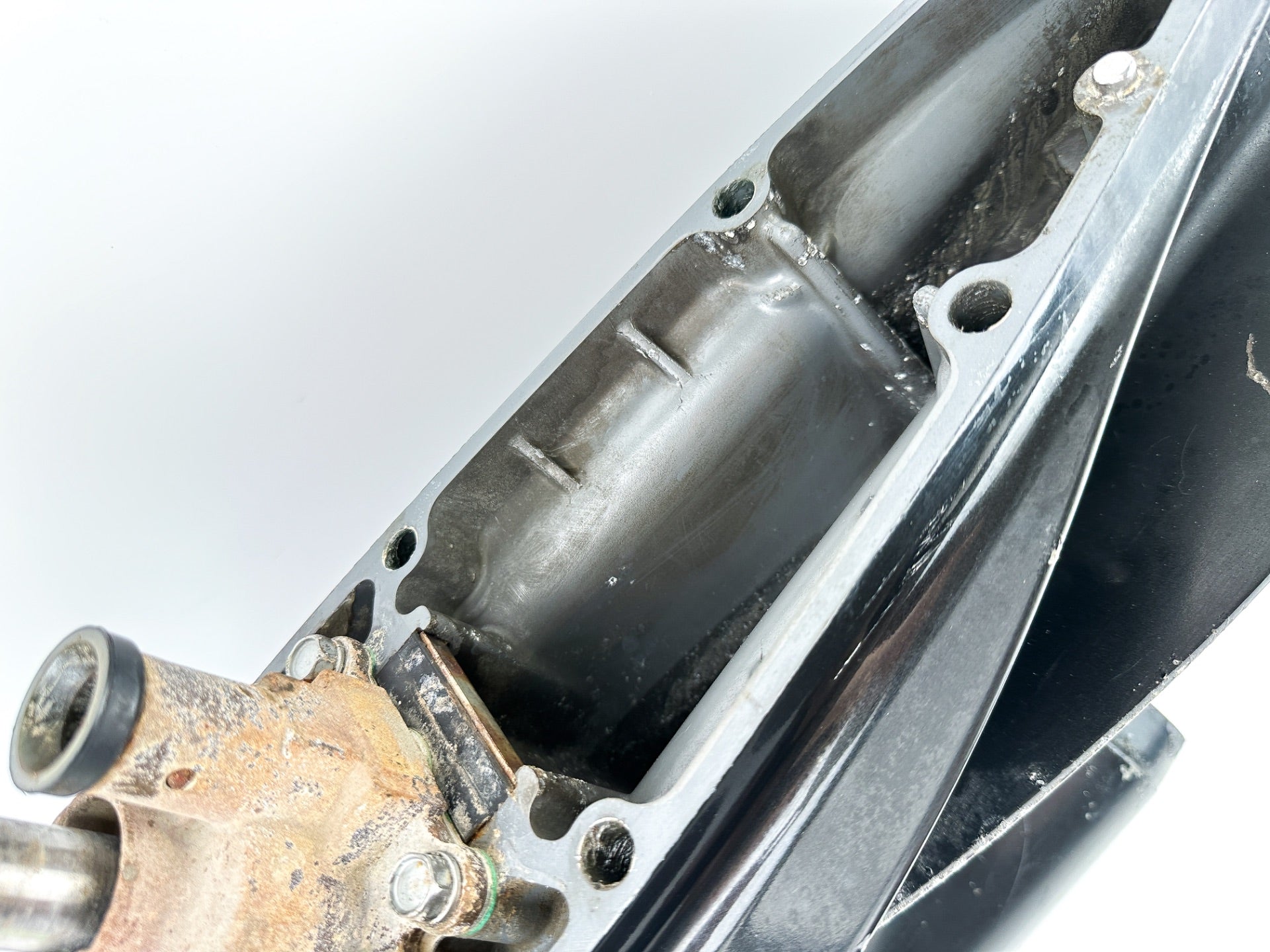 2001-18 Suzuki 115 140 HP 4 Stroke Outboard 25" XL Lower Unit Gear Case