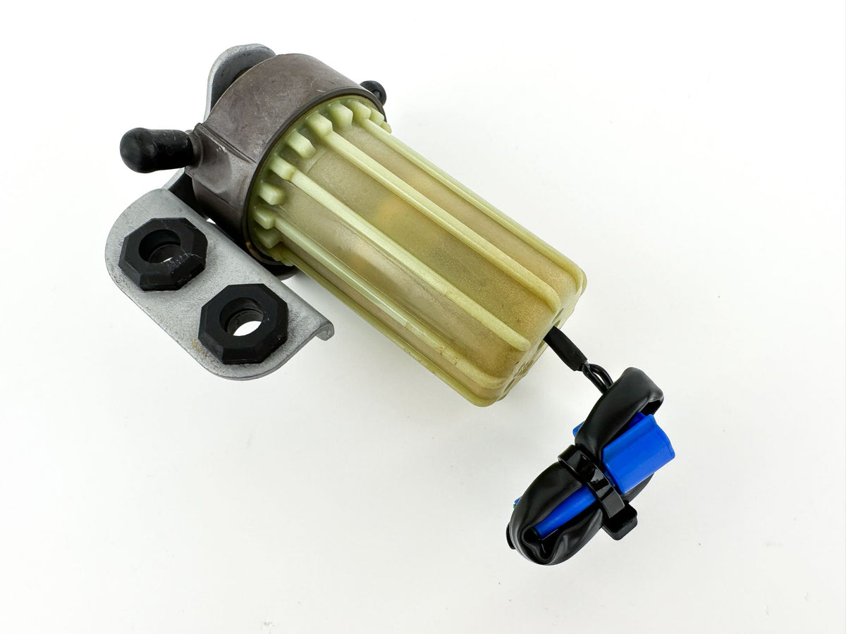 2014 Yamaha 200 HP 4 Stroke Outboard Fuel Filter Assembly 6P3-24560-03-00 OEM