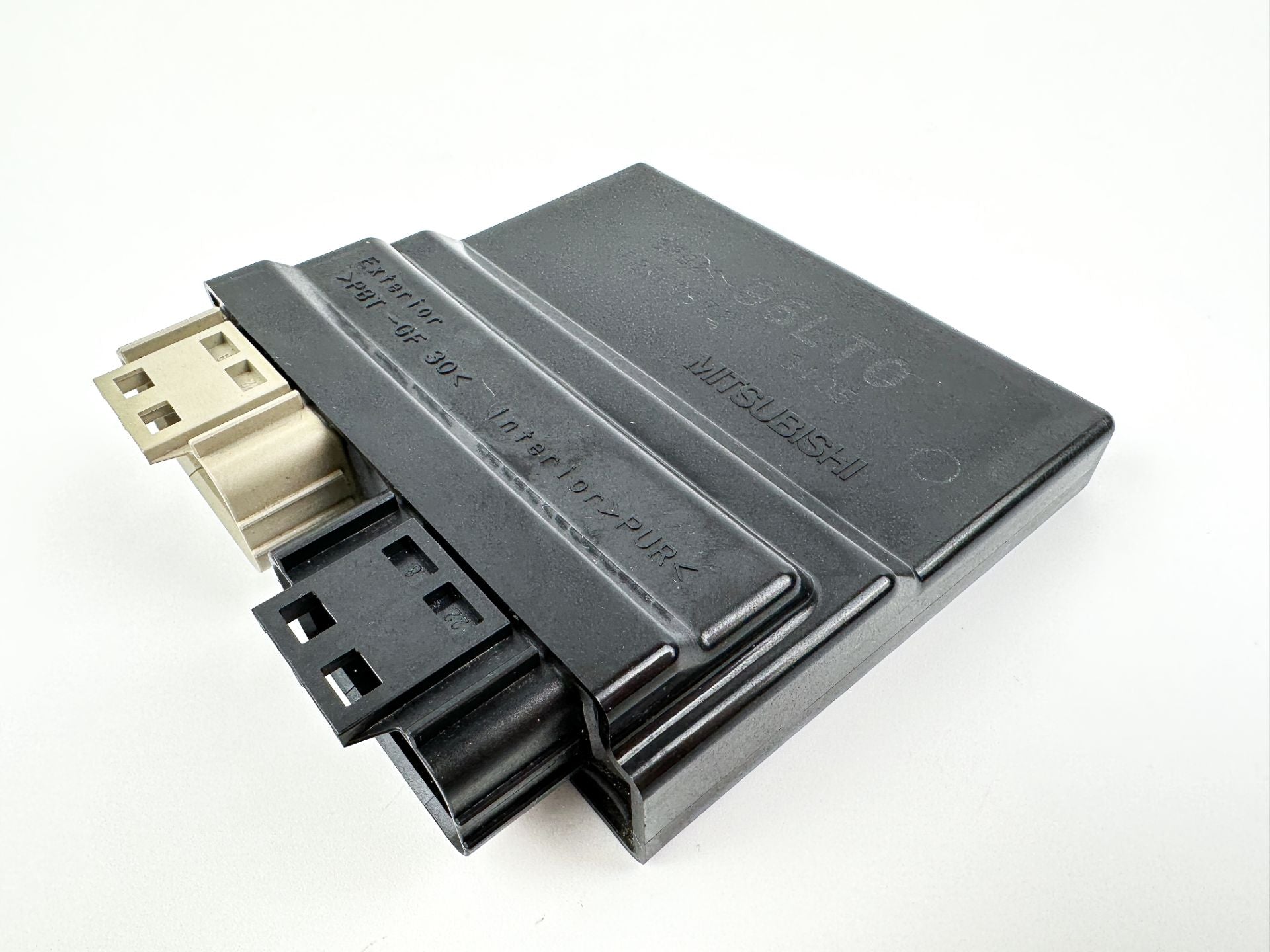 2023 Suzuki 175 HP 4 Stroke Outboard Engine Control Unit ECU 33920-96LT0 OEM