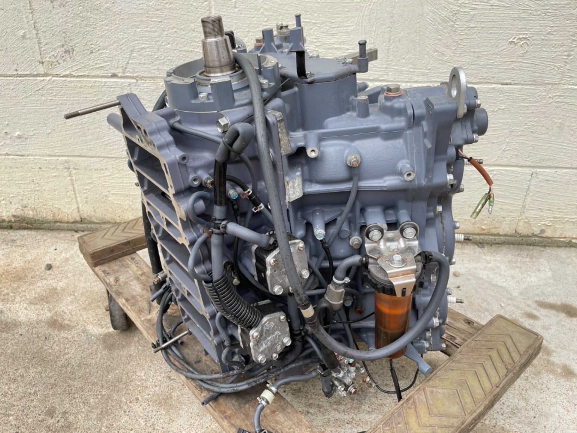 2001 Yamaha 225HP OX66 2 Stroke Outboard Powerhead Crankcase Assembly 