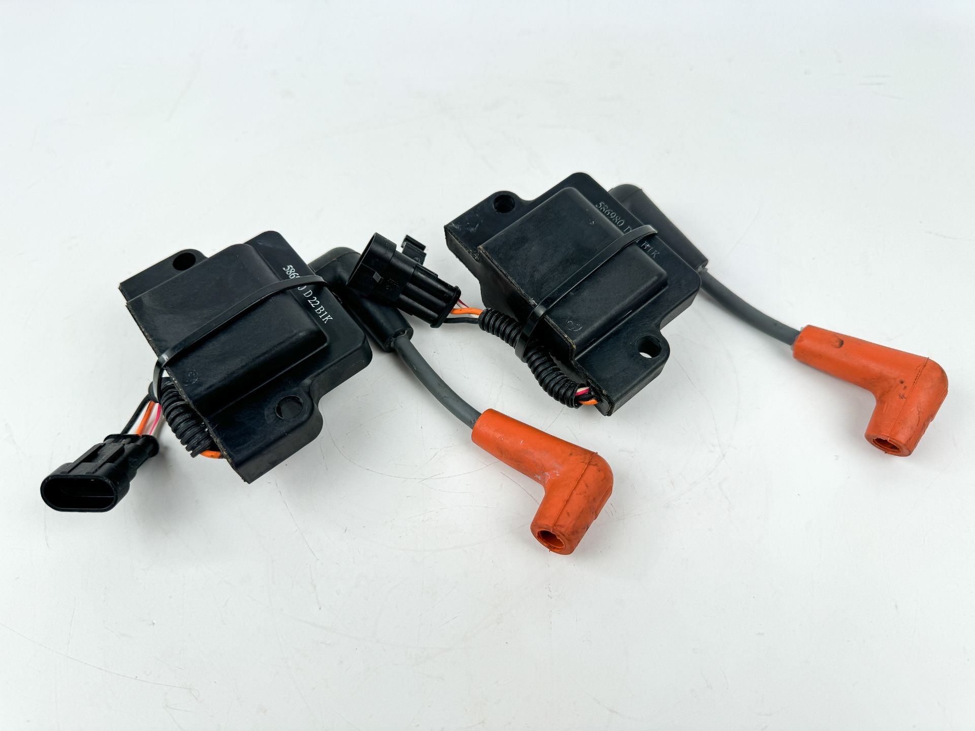 2012 Evinrude 50 HP 2 Stroke Outboard Ignition Coil Set 0586980 OEM