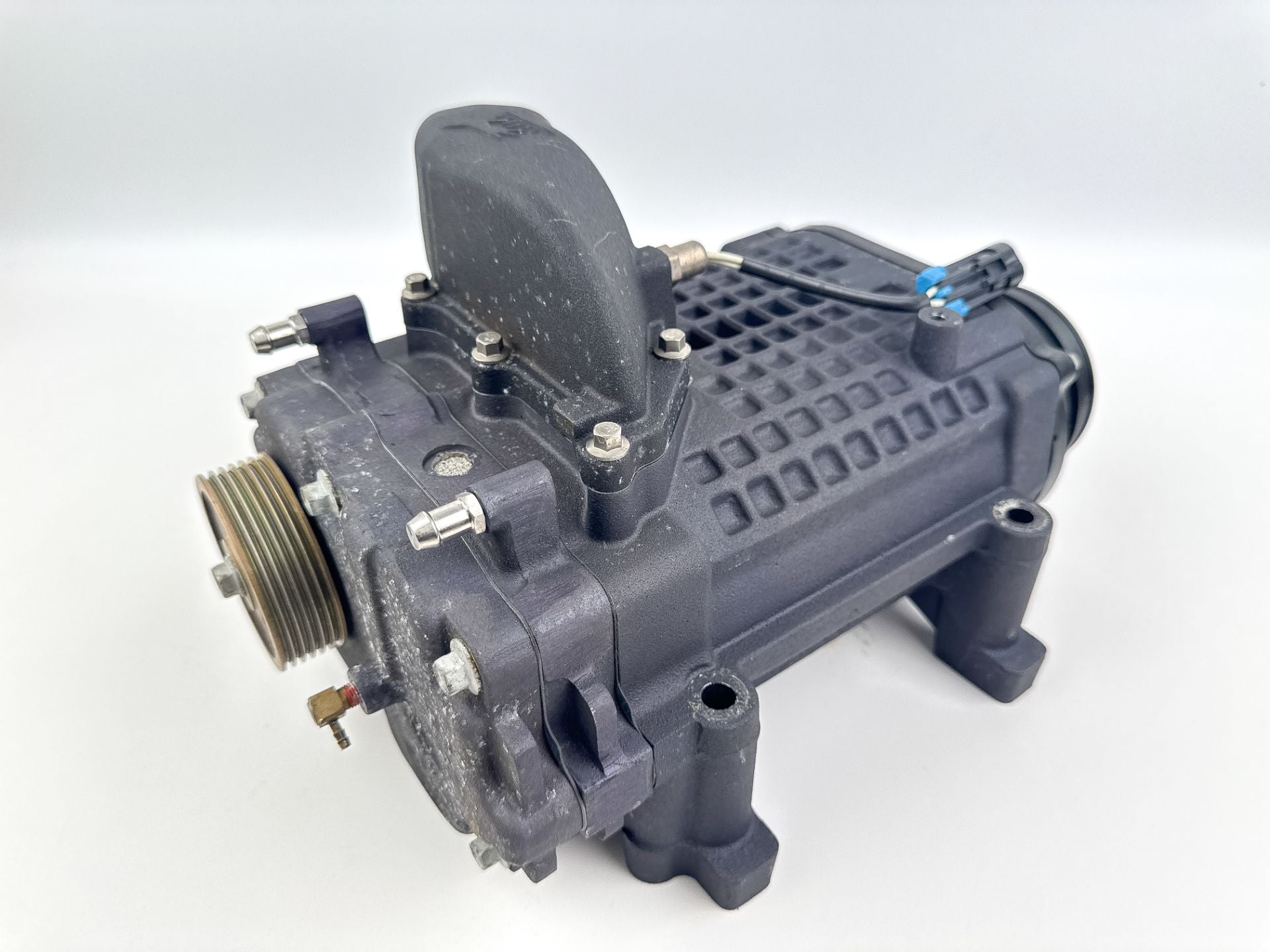 2014 Mercury 300 HP 4 Stroke Outboard Supercharger 898096A03 OEM