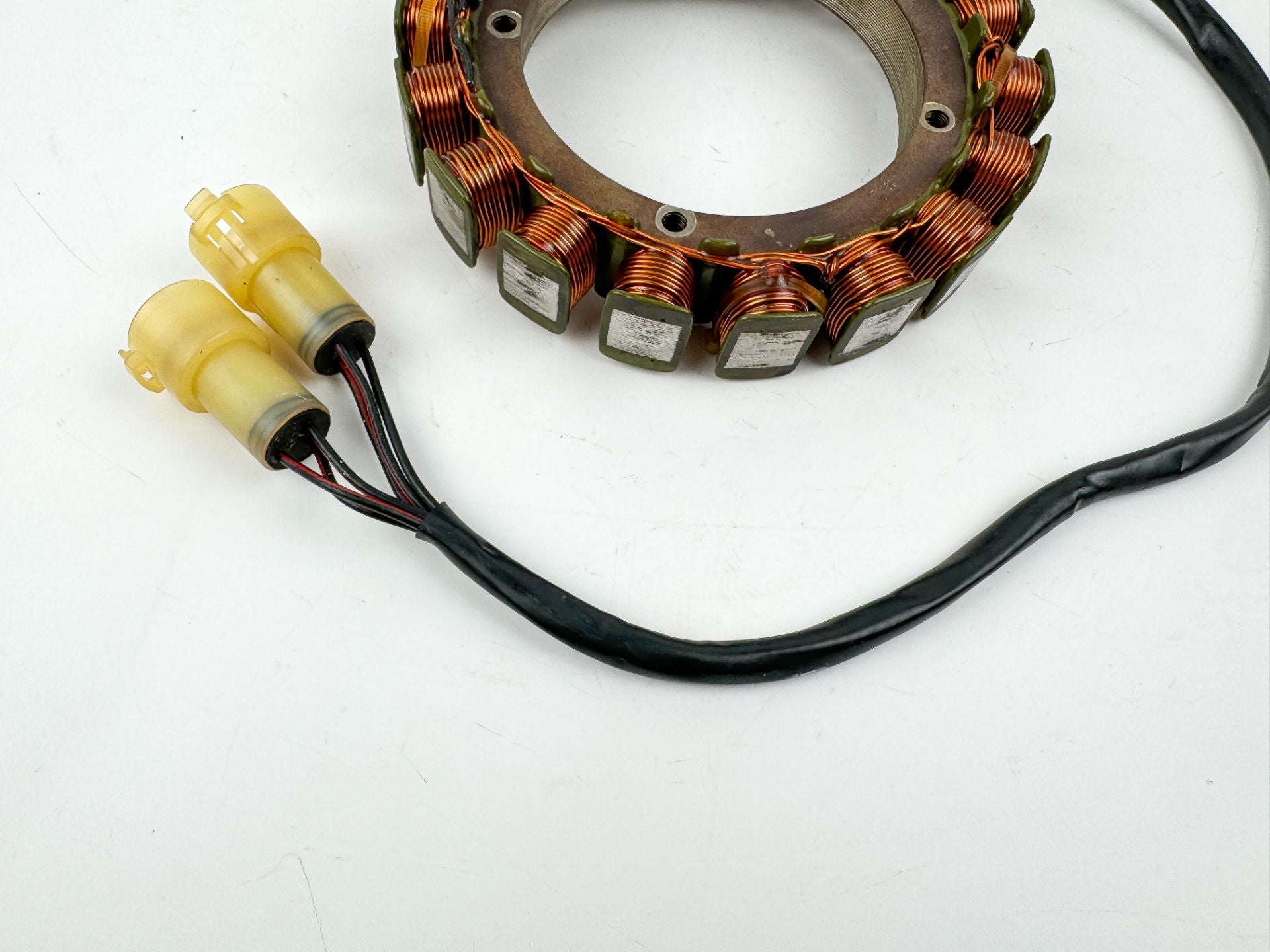 2007 Suzuki 200 HP 4 Stroke Outboard Stator Charging Coil 32120-93J10 OEM