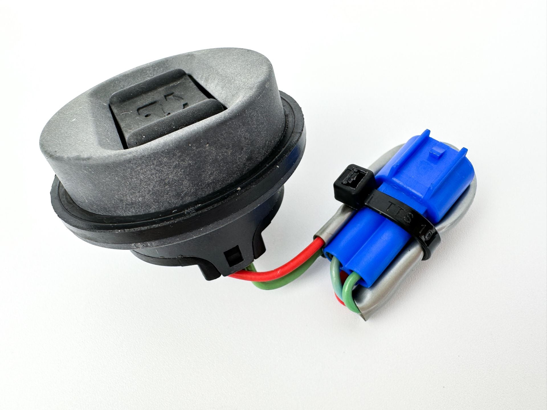 2003 Yamaha 80 HP 4 Stroke Outboard Trim Switch 63D-82563-10-00 OEM