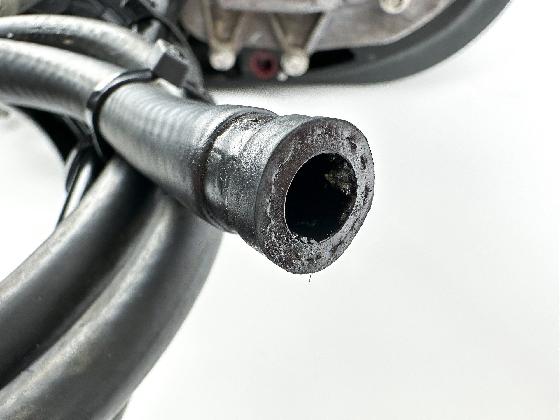 Evinrude Etec G2 150 175 200HP 2.7L Lower Unit Gear Case 5011636 SLX 2:16:1