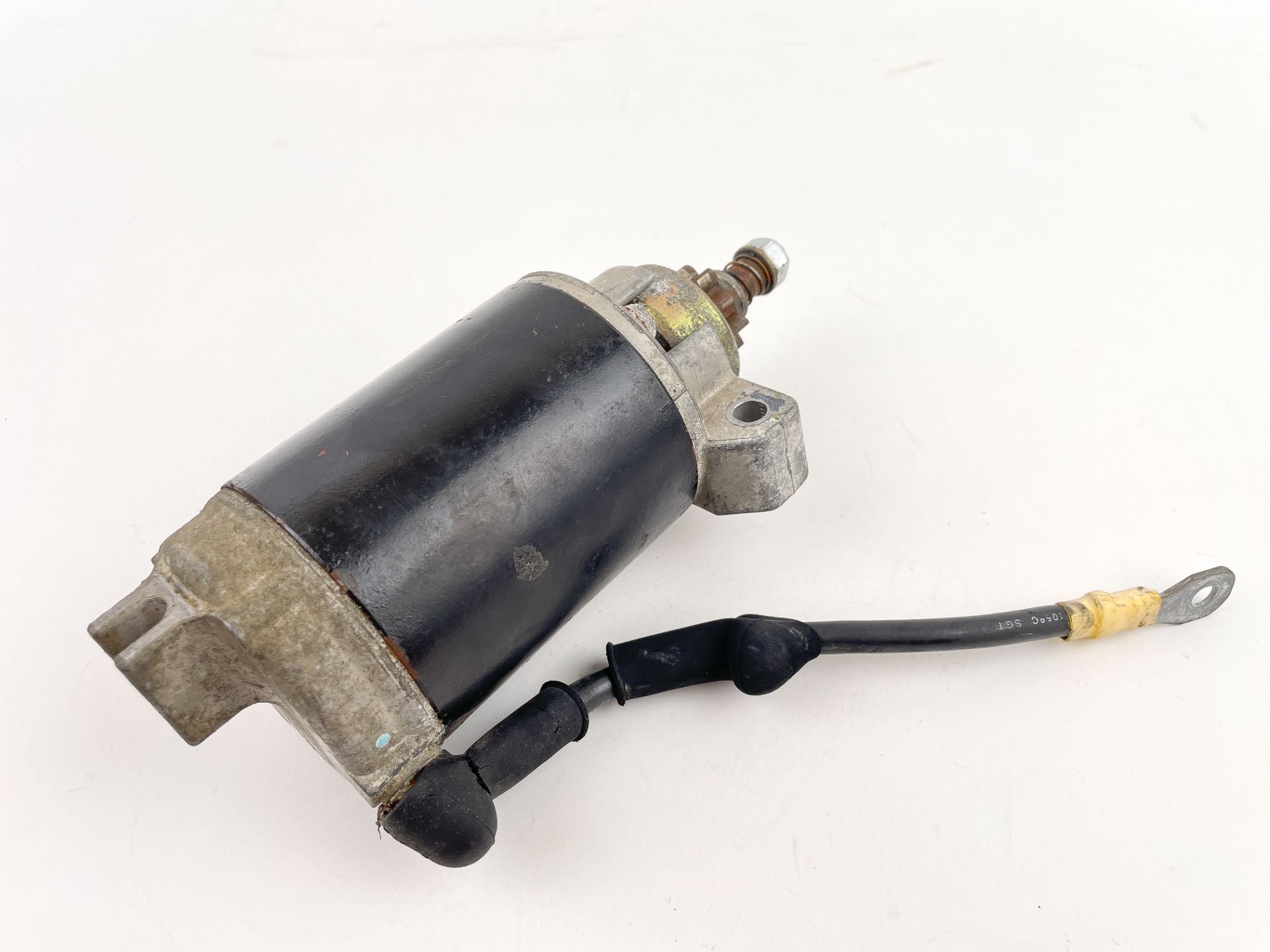 2001 Yamaha 25 HP 4 Stroke Outboard Starter Motor 65W-81800-01-00 OEM