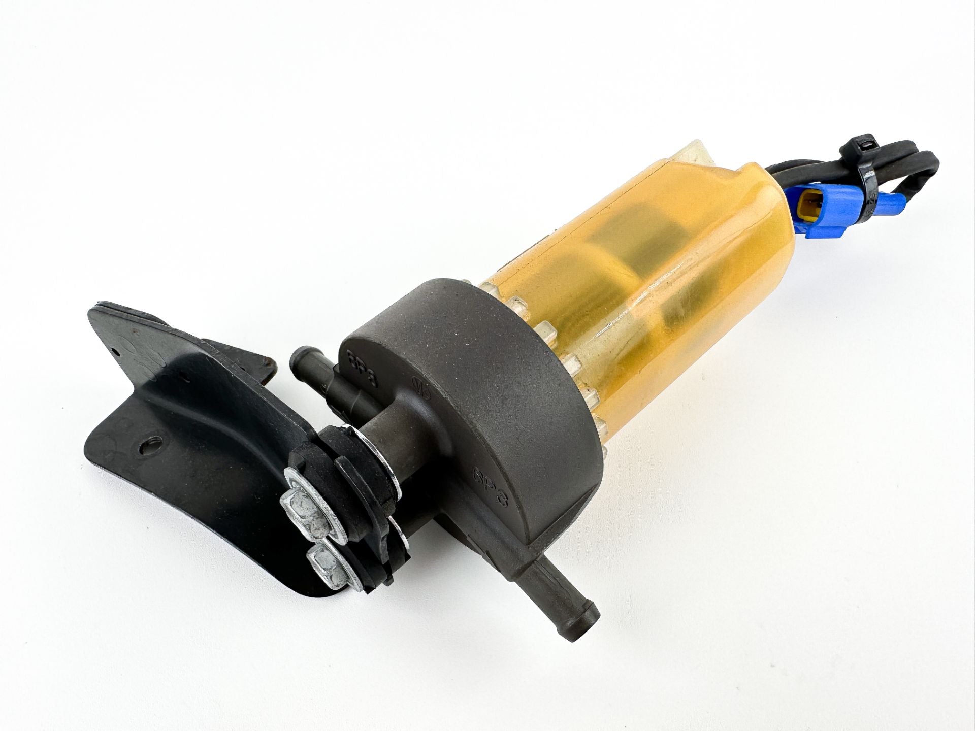 2009 Yamaha 250 HP 4 Stroke Outboard Fuel Filter Assembly 6P3-24560-01-00 OEM