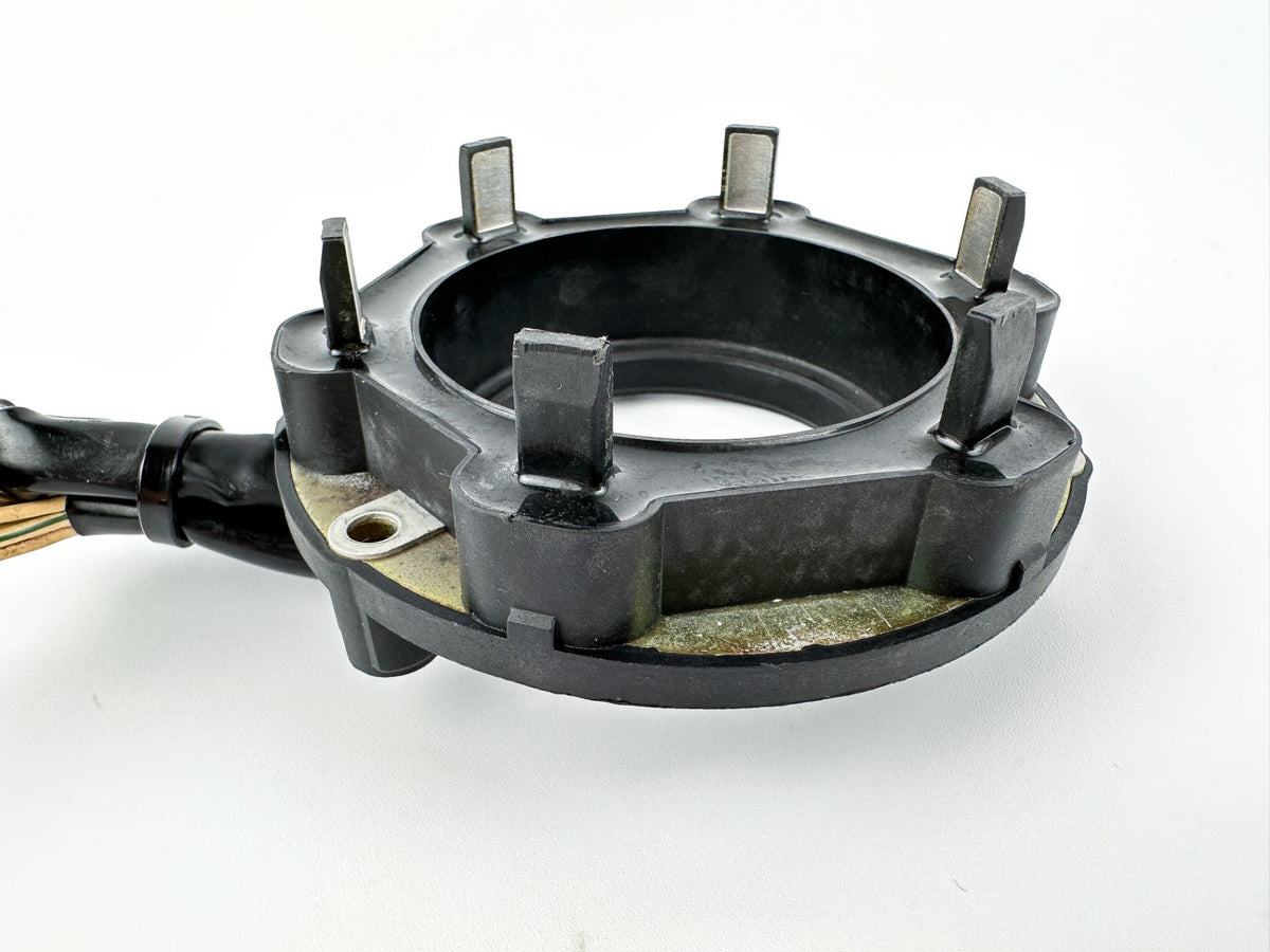 2002 Yamaha 200 HP 2 Stroke Outboard Coil Pulser 68F-85580-00-00 OEM