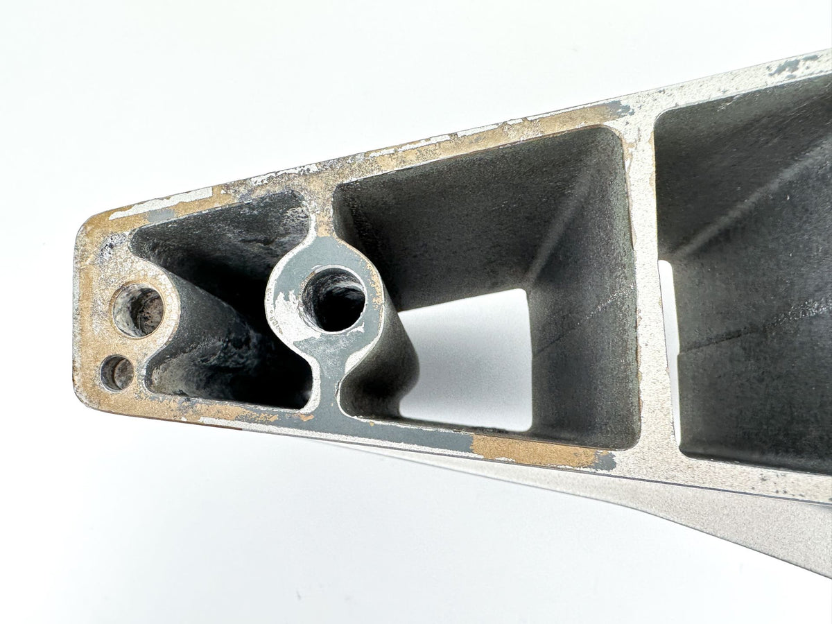 1997+ Honda 75 90 115 130 HP 4 Stroke Outboard Extension Separator