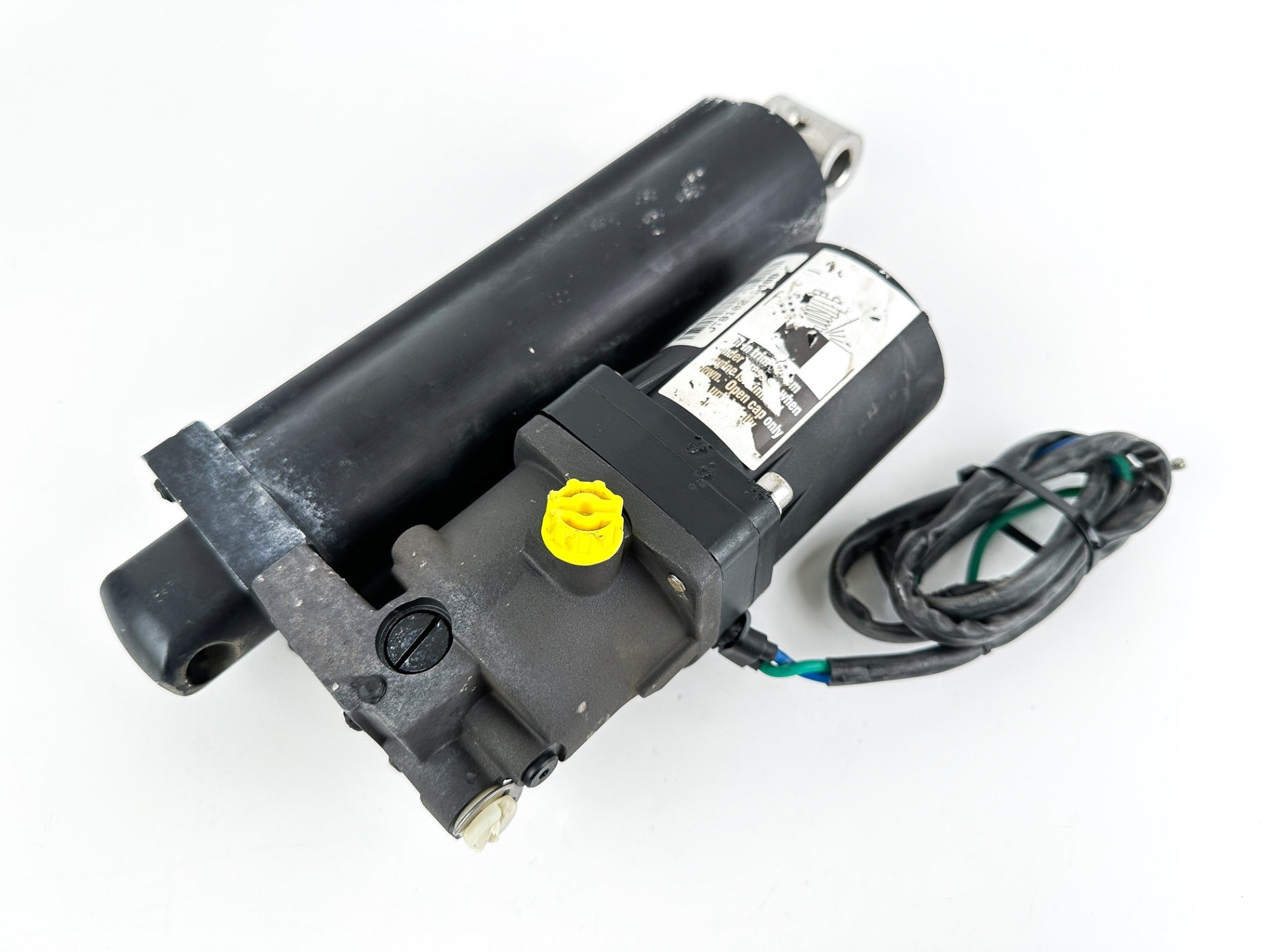 Mercury 70 90 115 120 125 HP Power Tilt and Trim Assembly 8M0090335 Used OEM