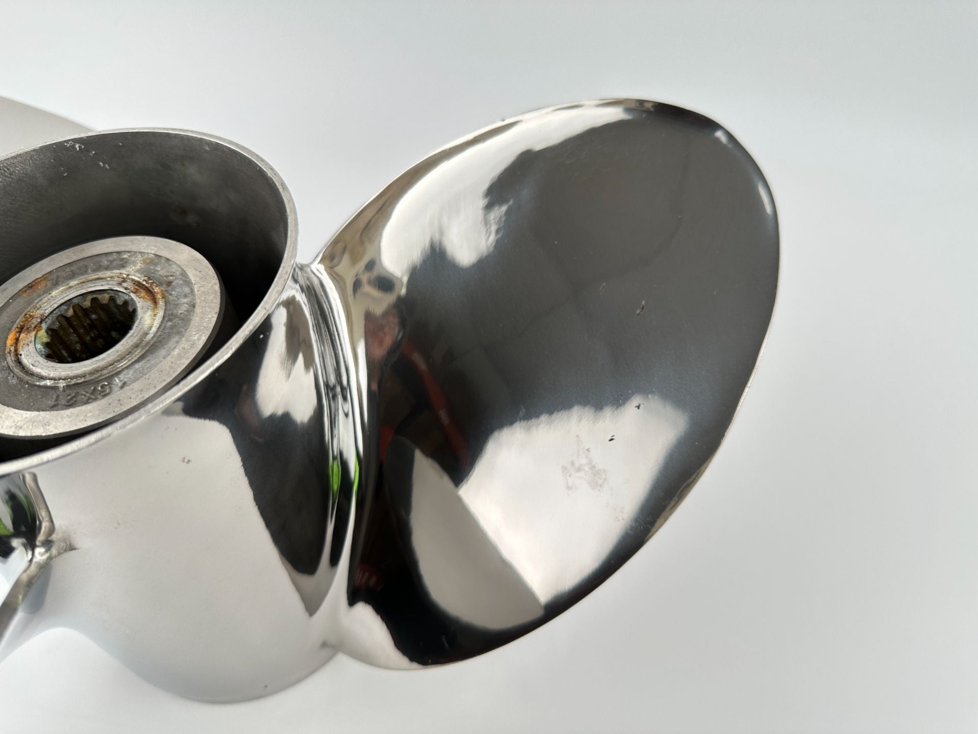 Evinrude Johnson Stainless Steel Propeller Rebel 15 x 21P RH Standard 763572