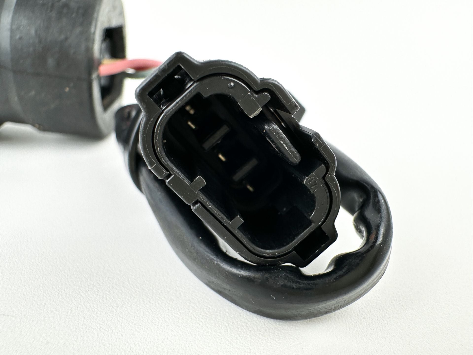 2005 Suzuki 115 HP 4 Stroke Outboard Trim Switch 37850-99E05 OEM