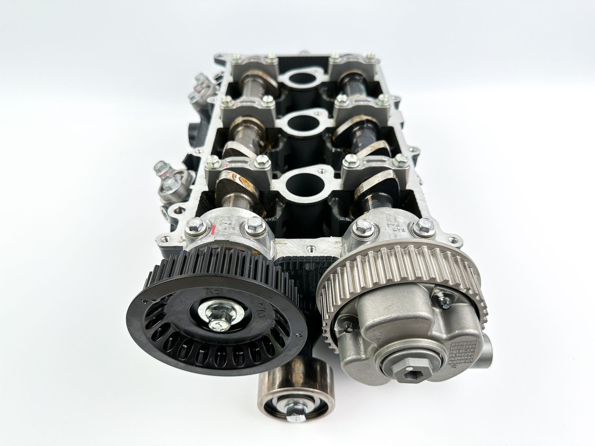 2019 Yamaha F250 250 HP 4 Stroke Outboard Port Cylinder Head 6CE-W009C-03-9S OEM