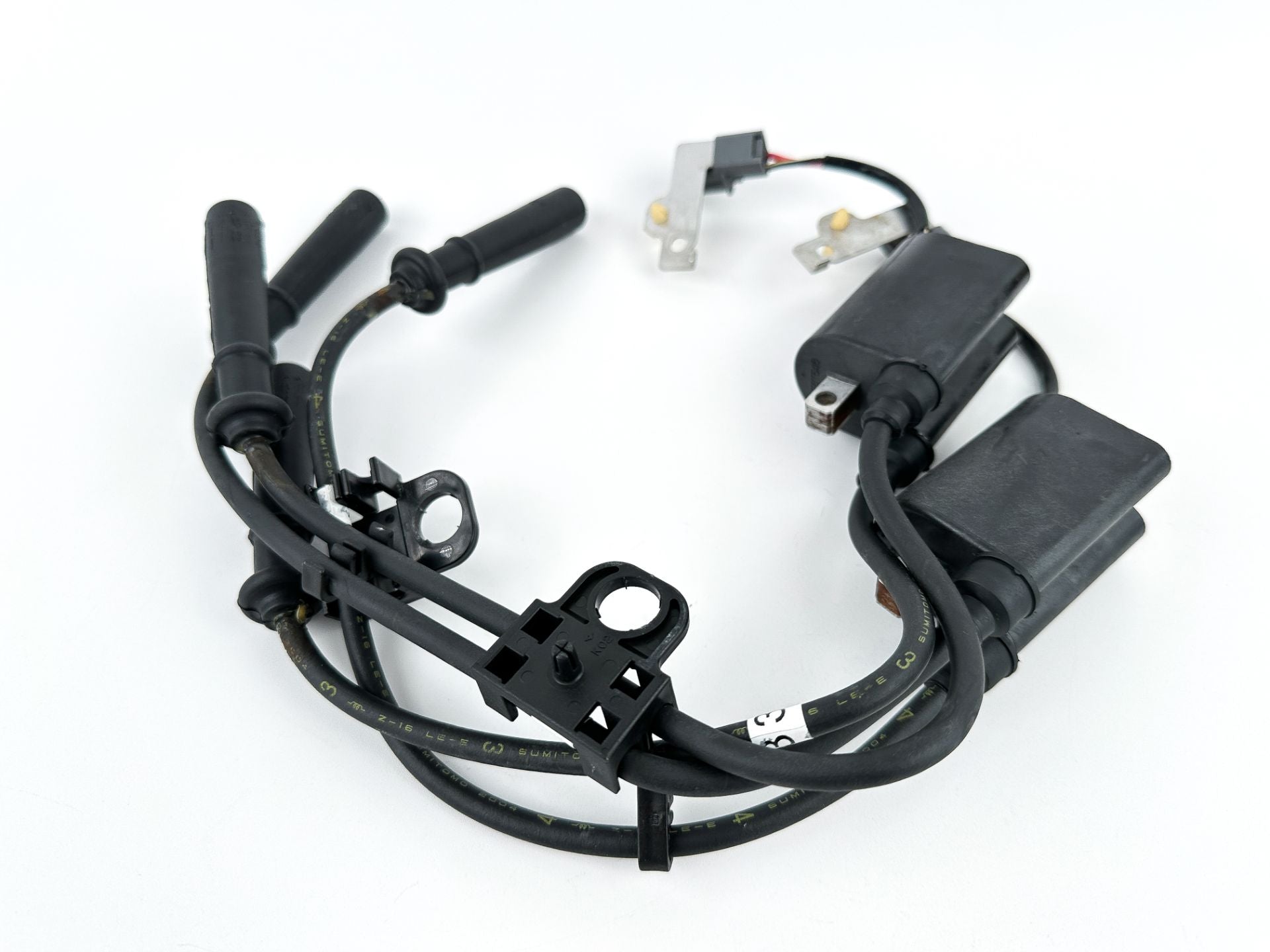 2005 Yamaha 115 HP 4 Stroke Outboard Ignition Coil Set 68V-82310-00-00 OEM